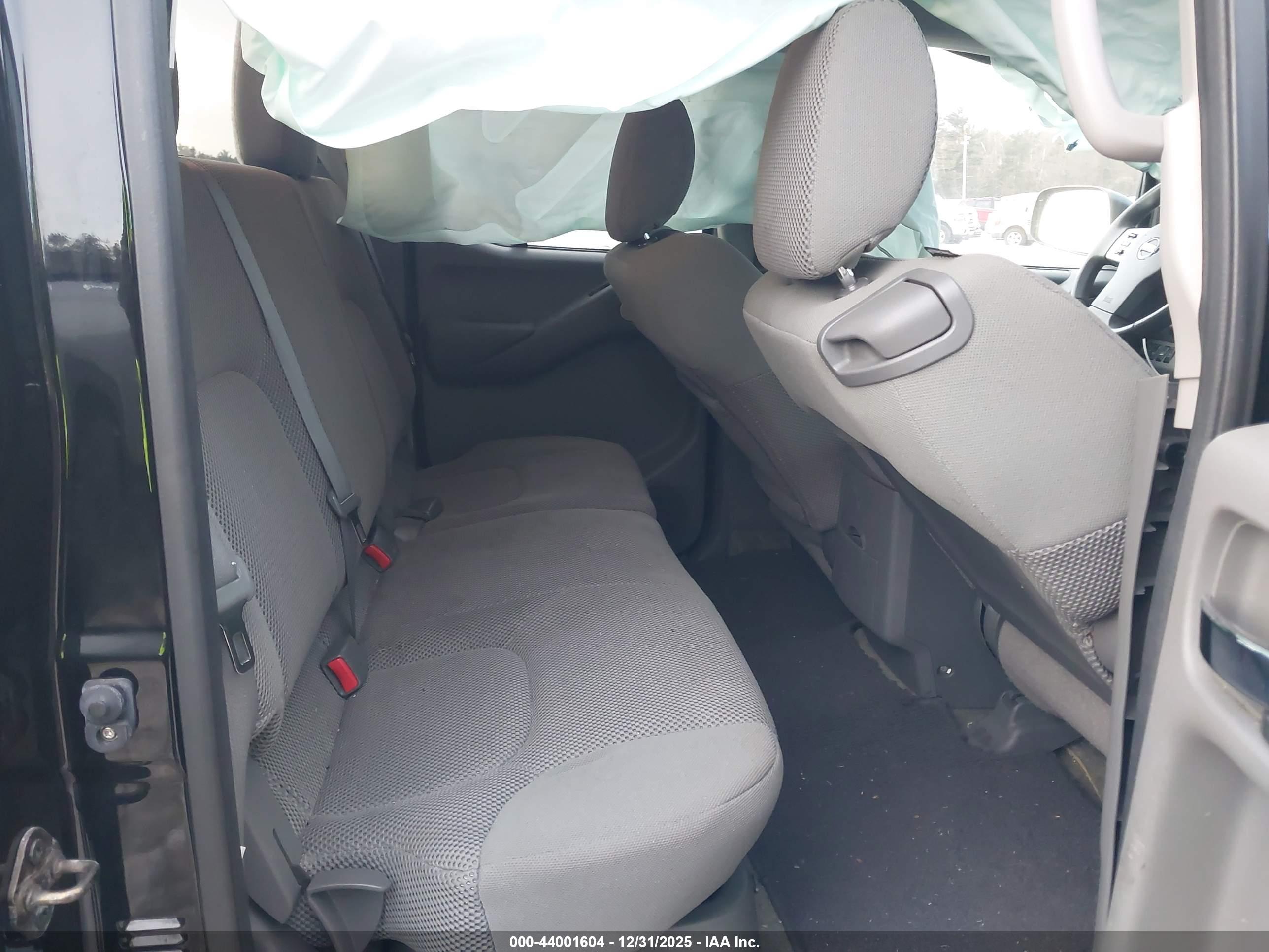NISSAN FRONTIER image 8