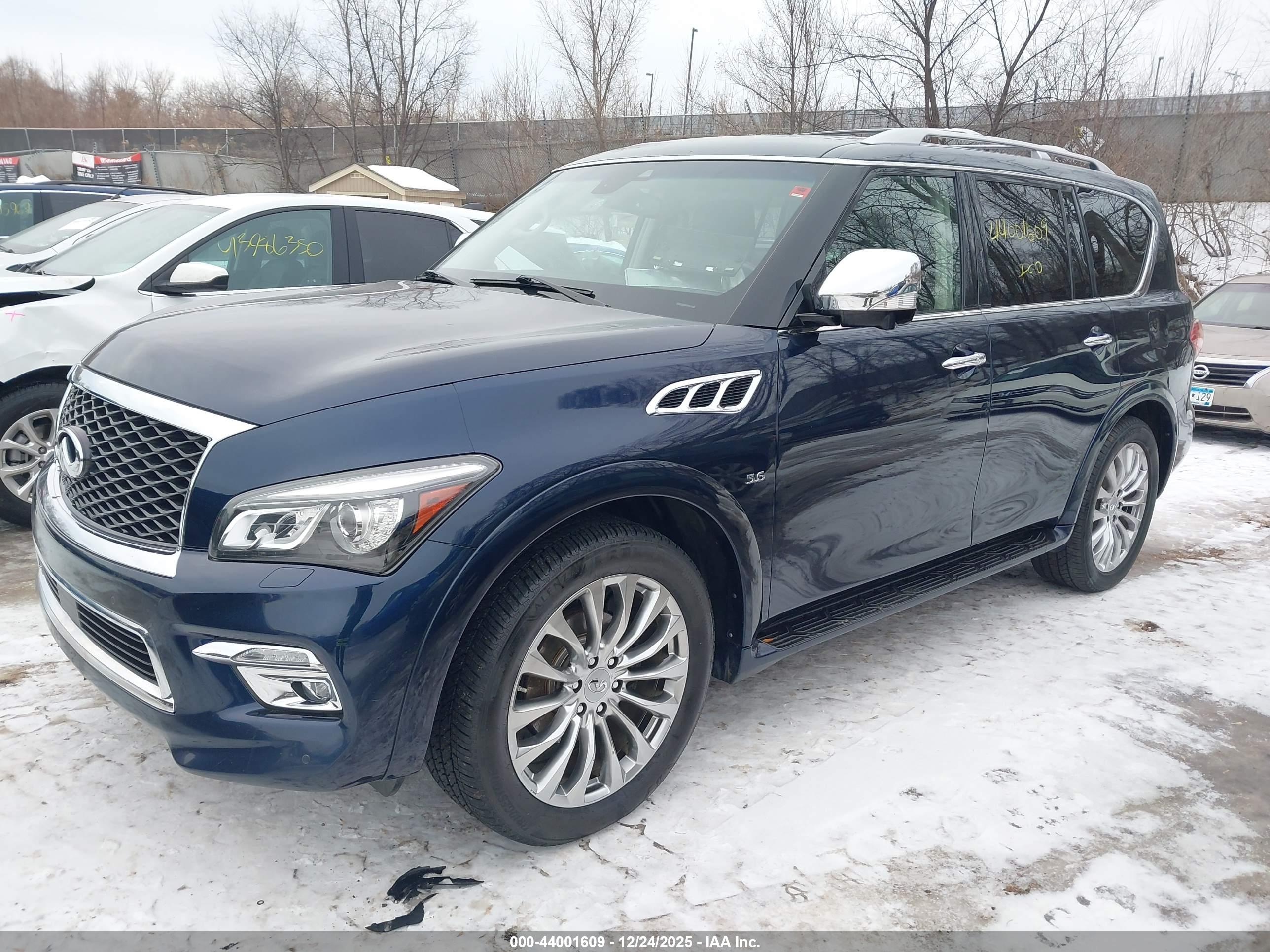 INFINITI QX80 image 2