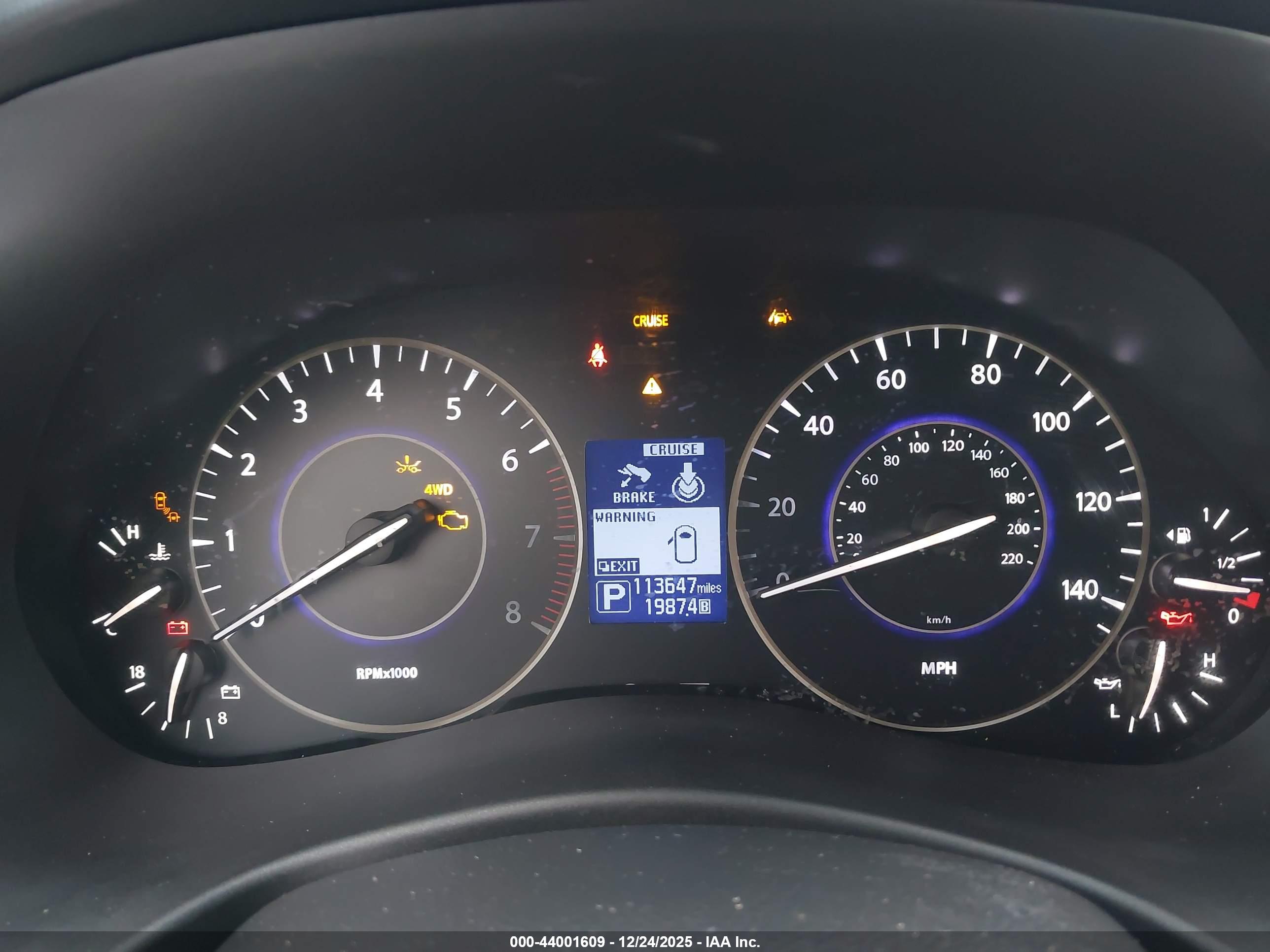 INFINITI QX80 image 7