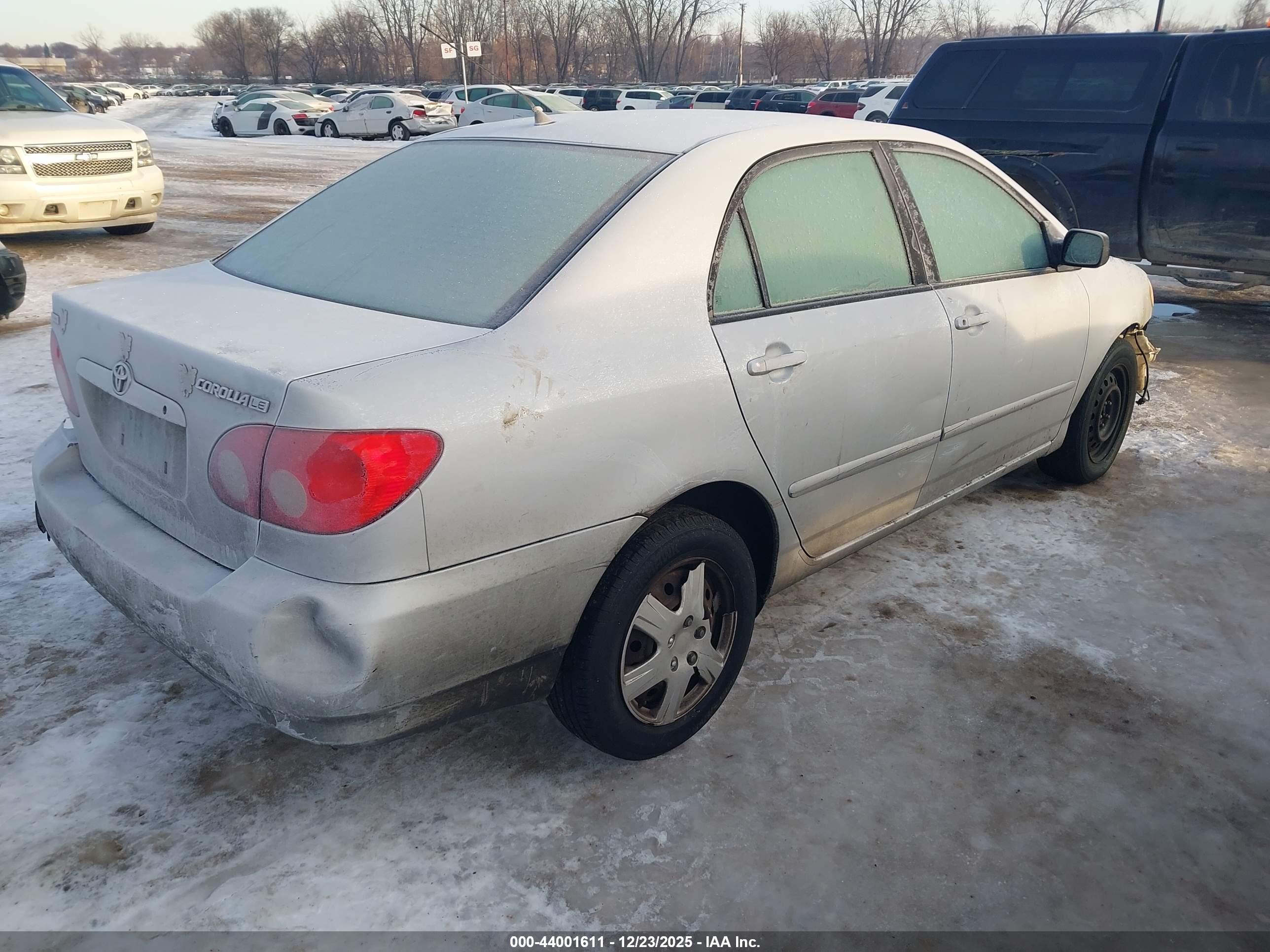 TOYOTA COROLLA image 4