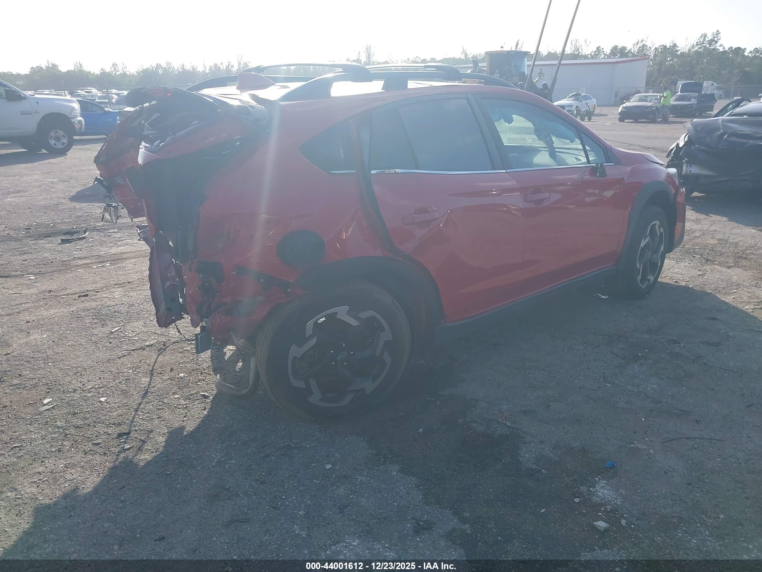 SUBARU CROSSTREK image 4