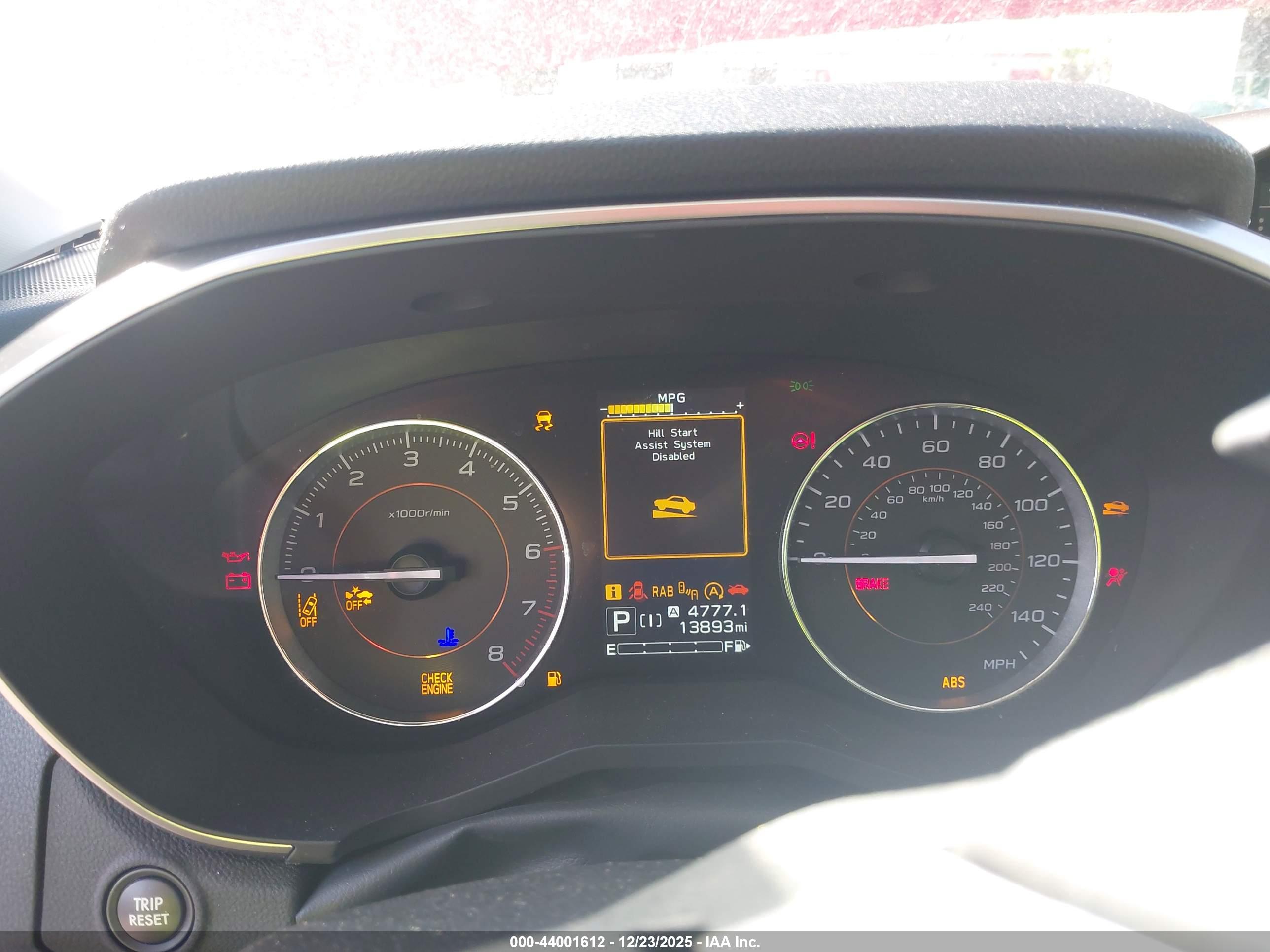 SUBARU CROSSTREK image 7