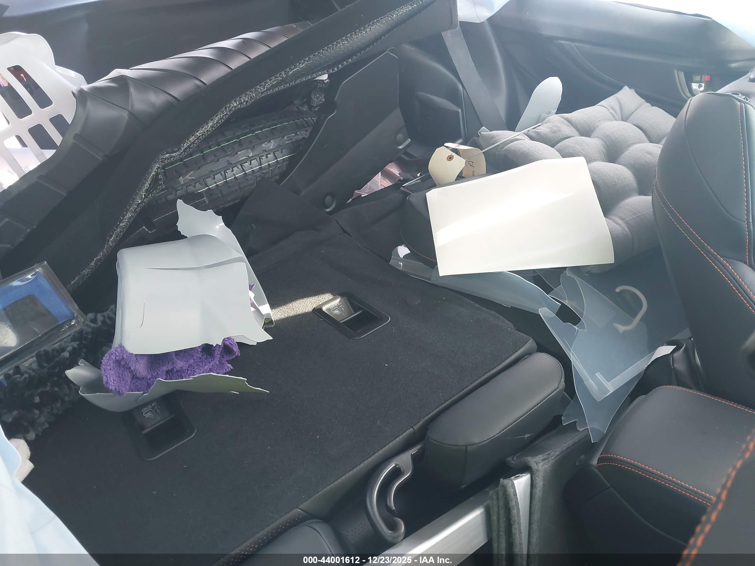 SUBARU CROSSTREK image 8