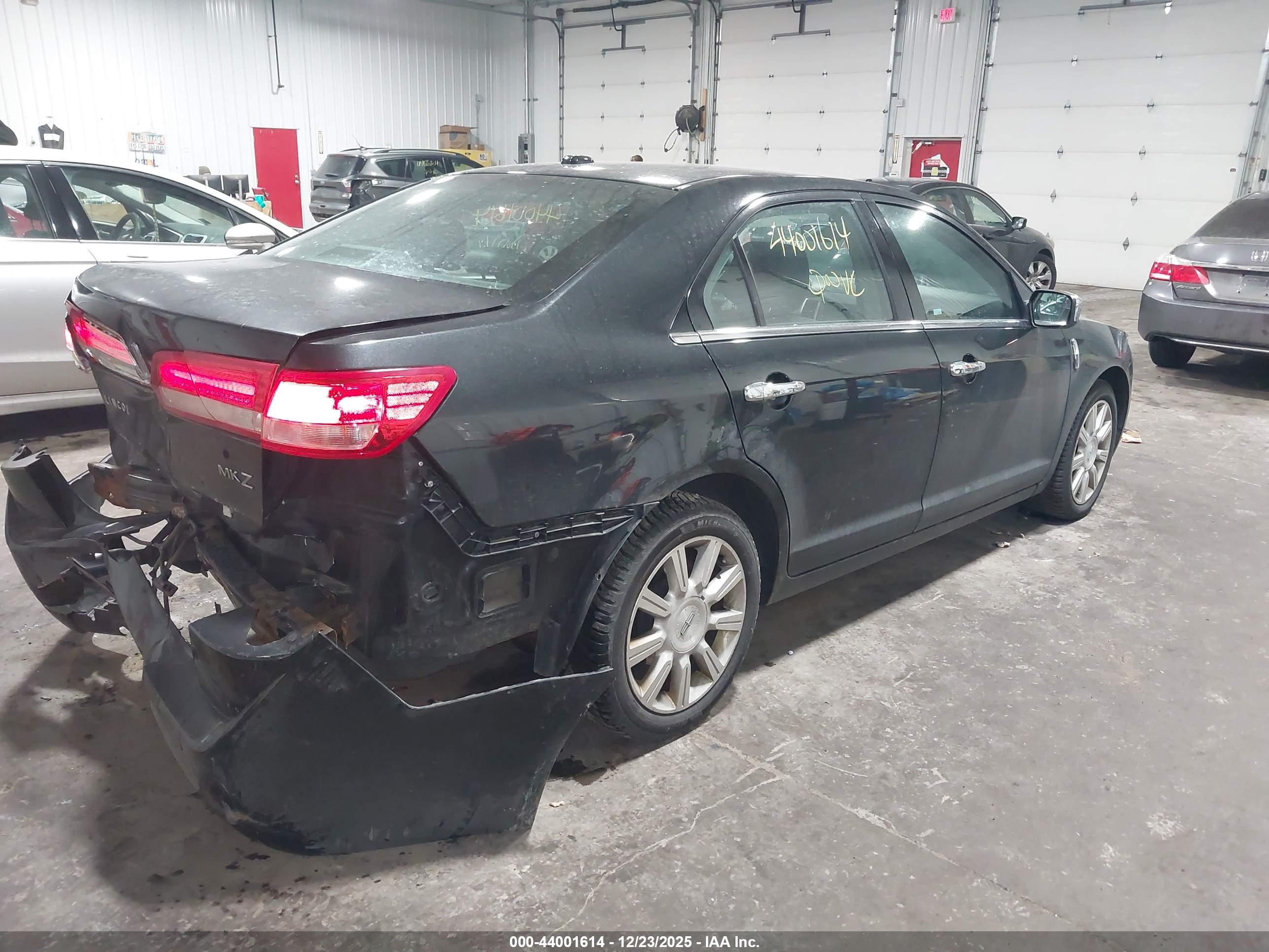 LINCOLN MKZ image 4
