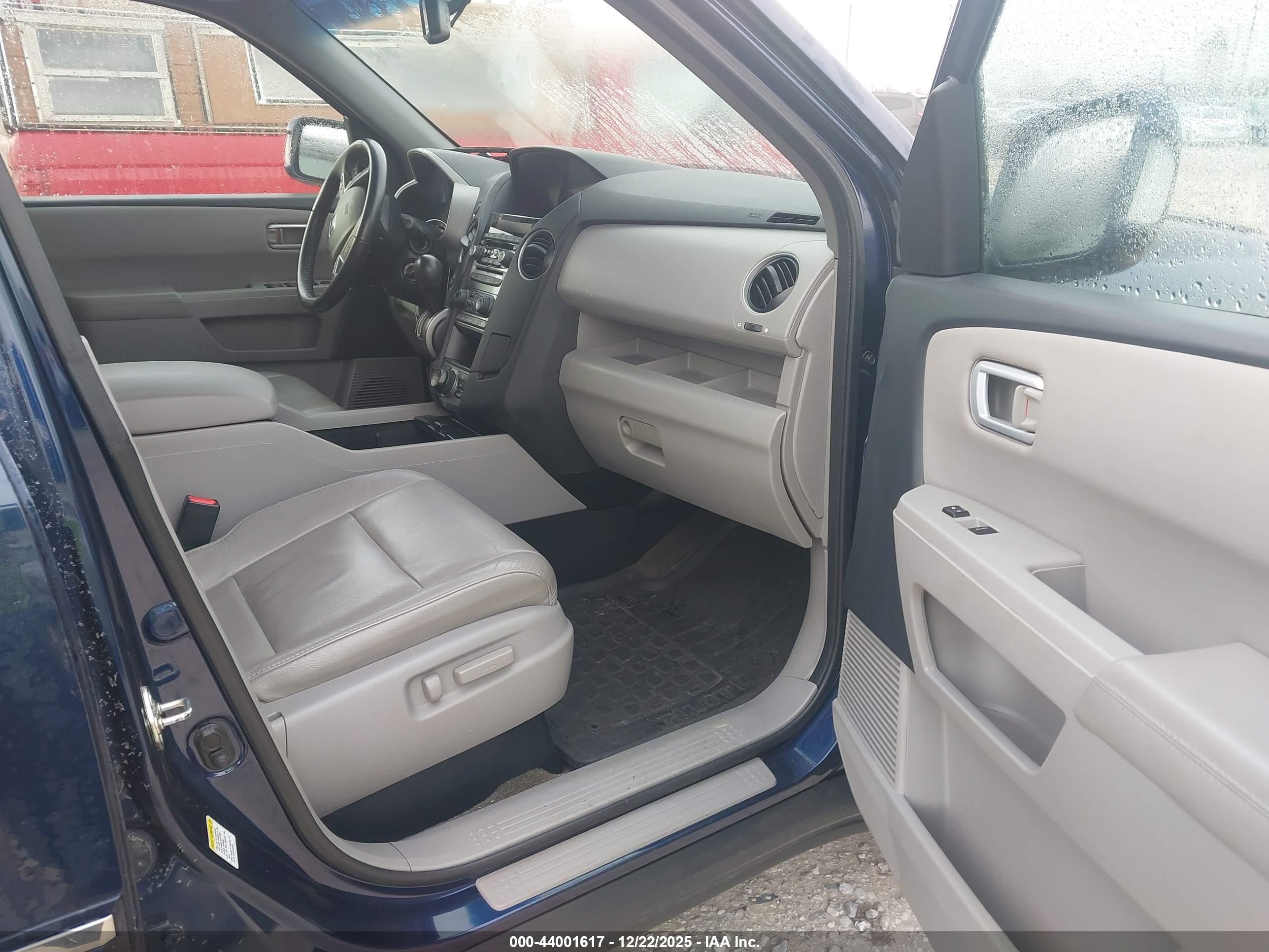 HONDA PILOT image 5