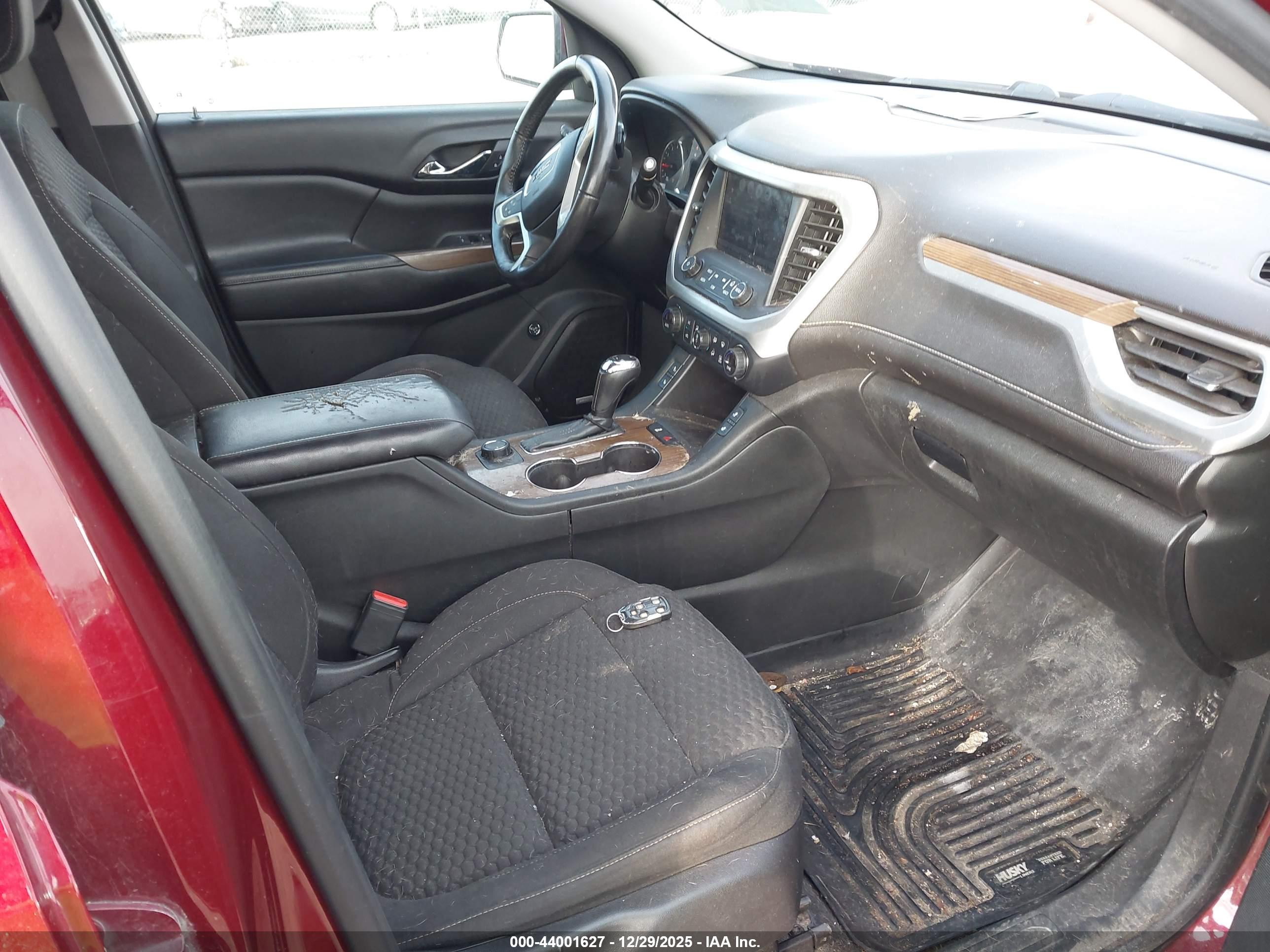 GMC ACADIA image 5