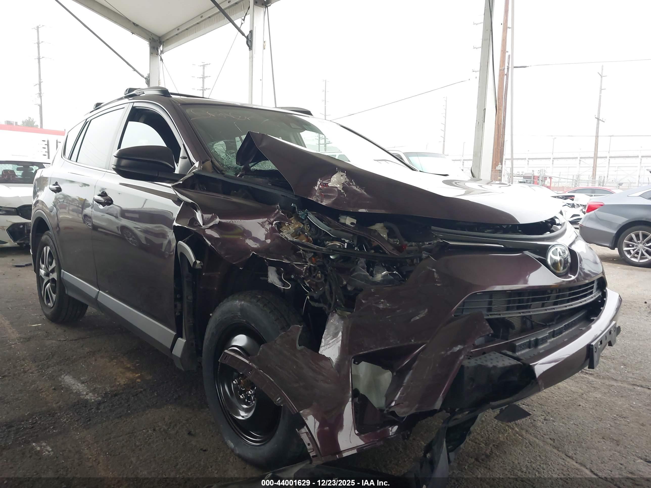 TOYOTA RAV4 image 6
