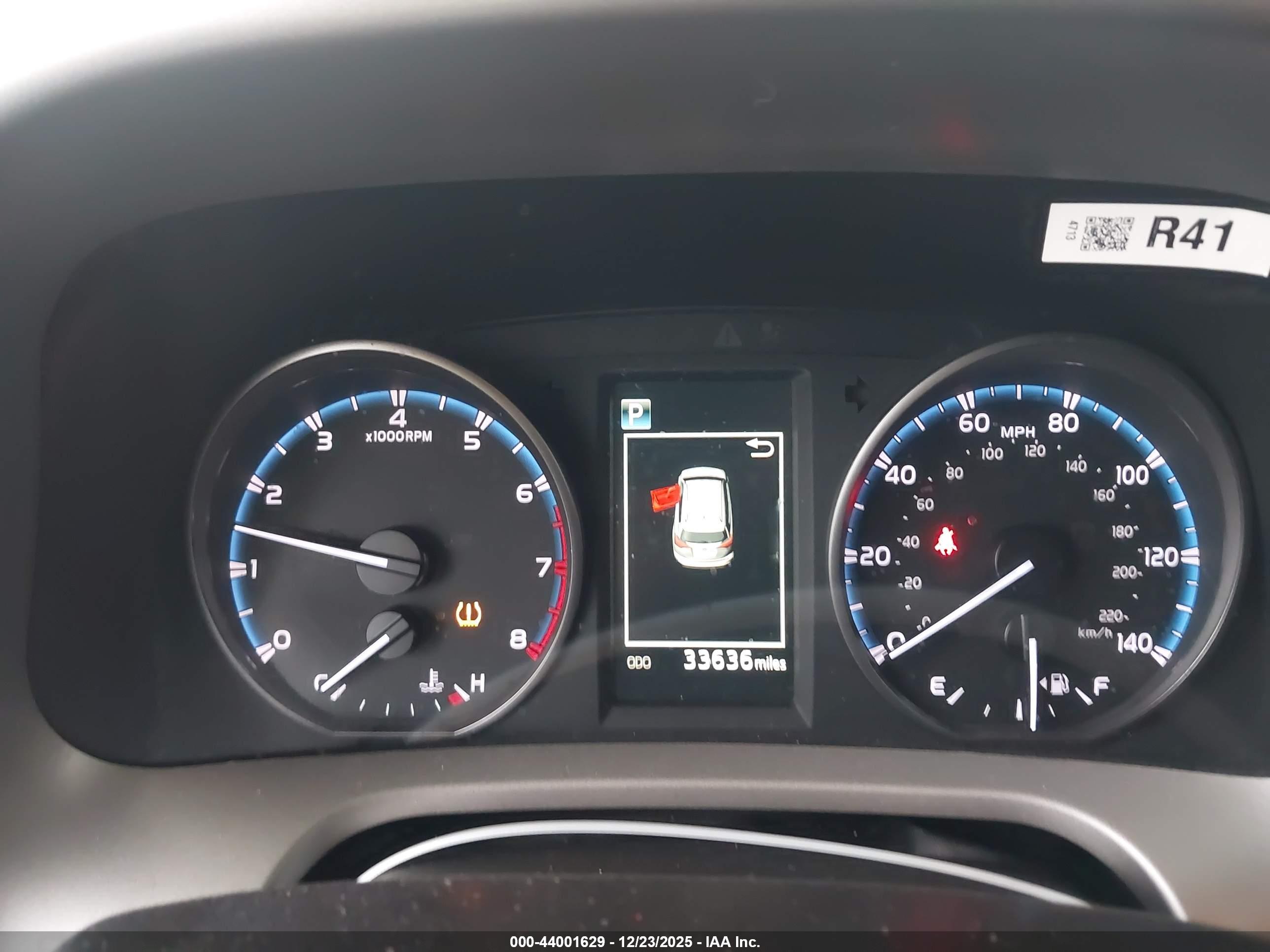 TOYOTA RAV4 image 7