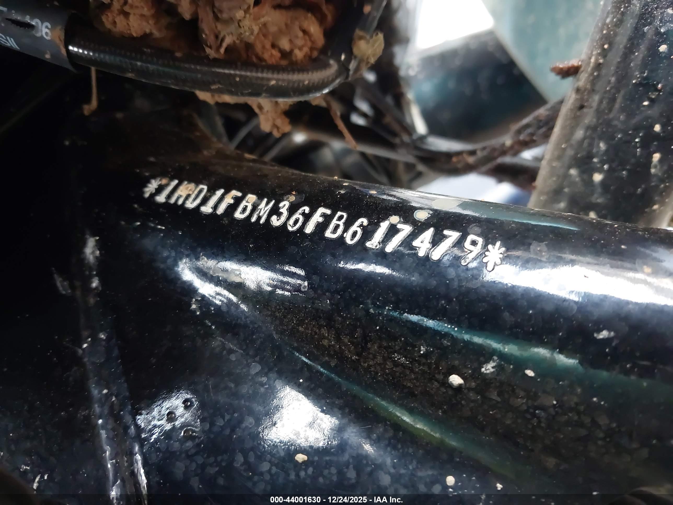 HARLEY-DAVIDSON FLHR image 10