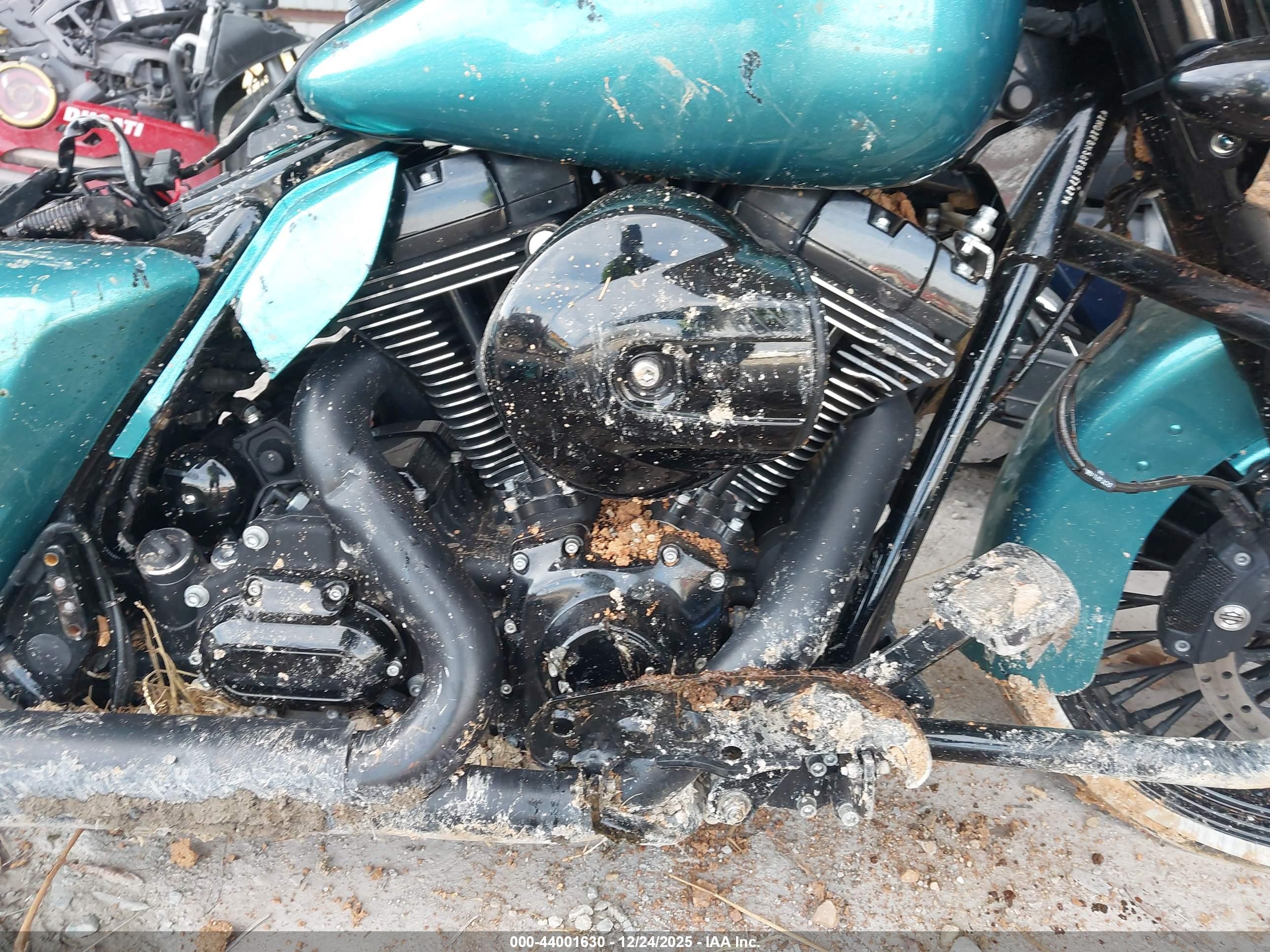 HARLEY-DAVIDSON FLHR image 8