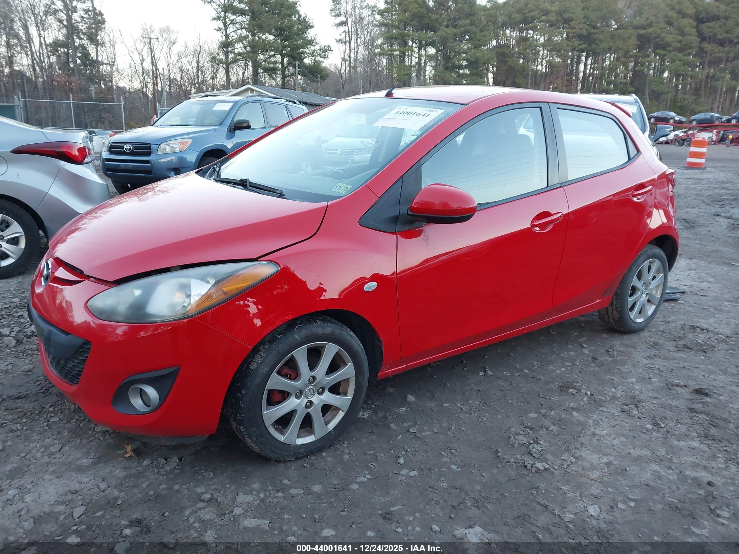 MAZDA MAZDA2 image 2