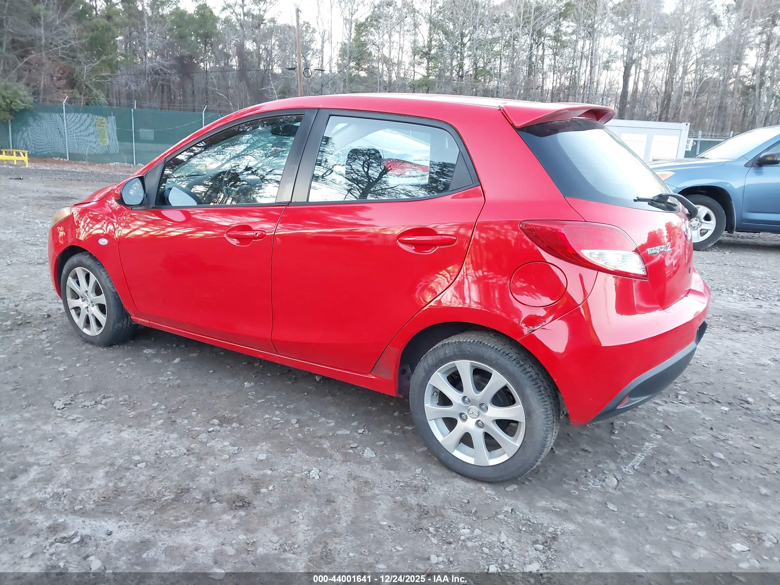 MAZDA MAZDA2 image 3