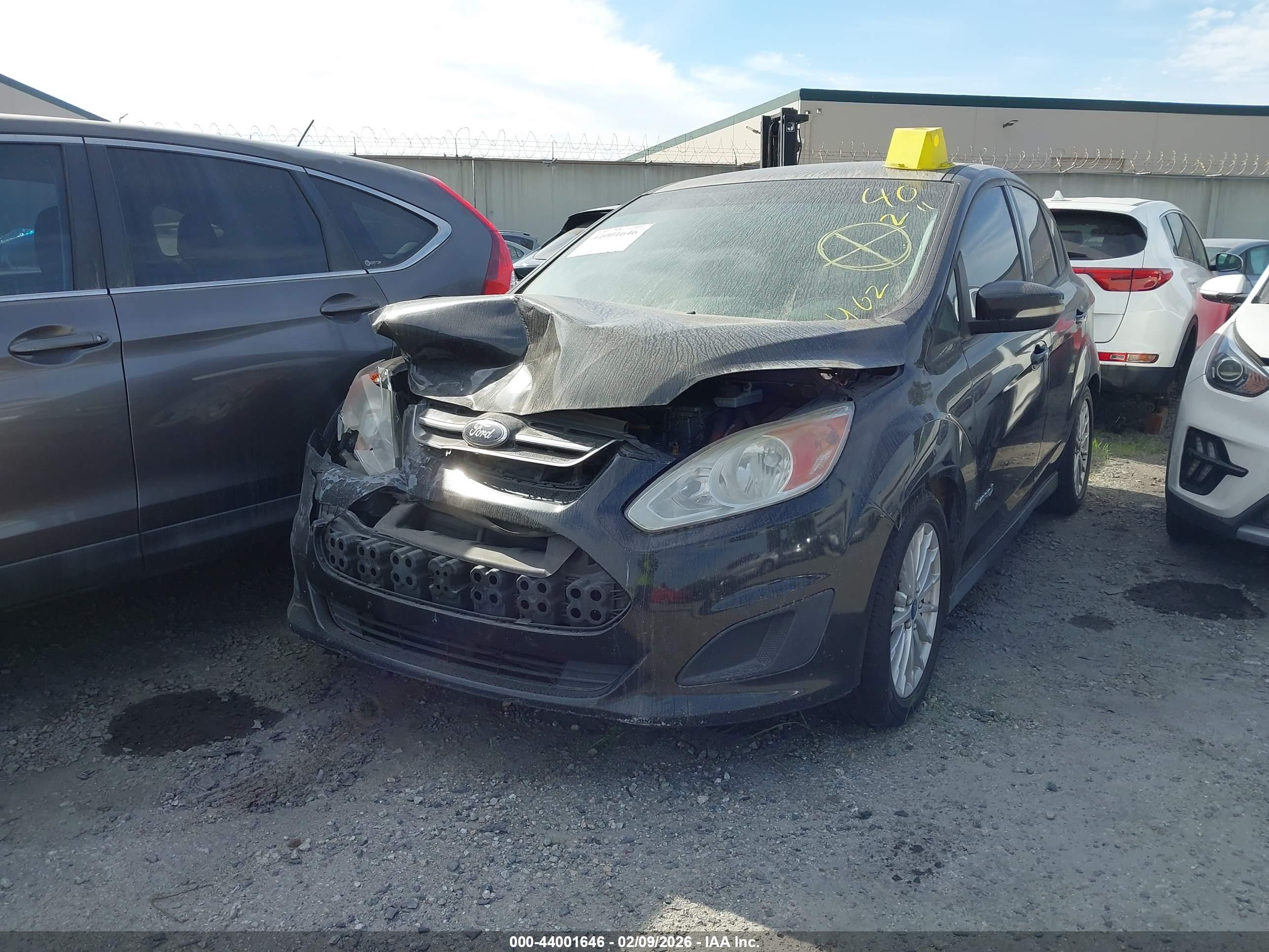 FORD C-MAX image 2