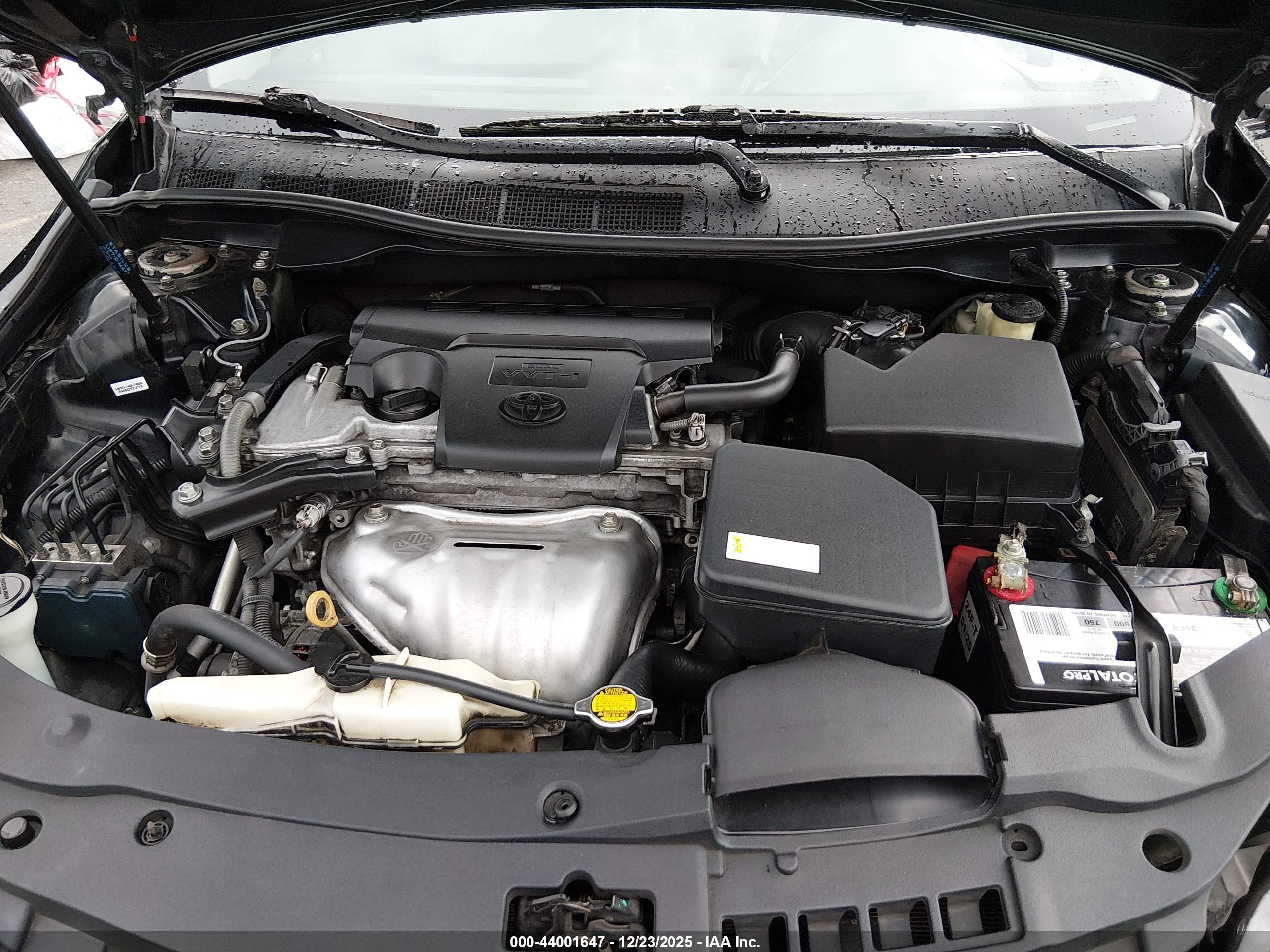 TOYOTA CAMRY image 10