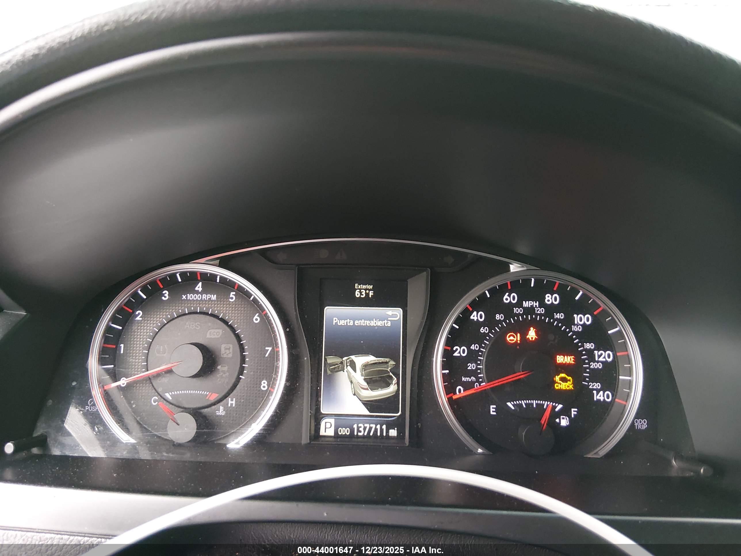 TOYOTA CAMRY image 7
