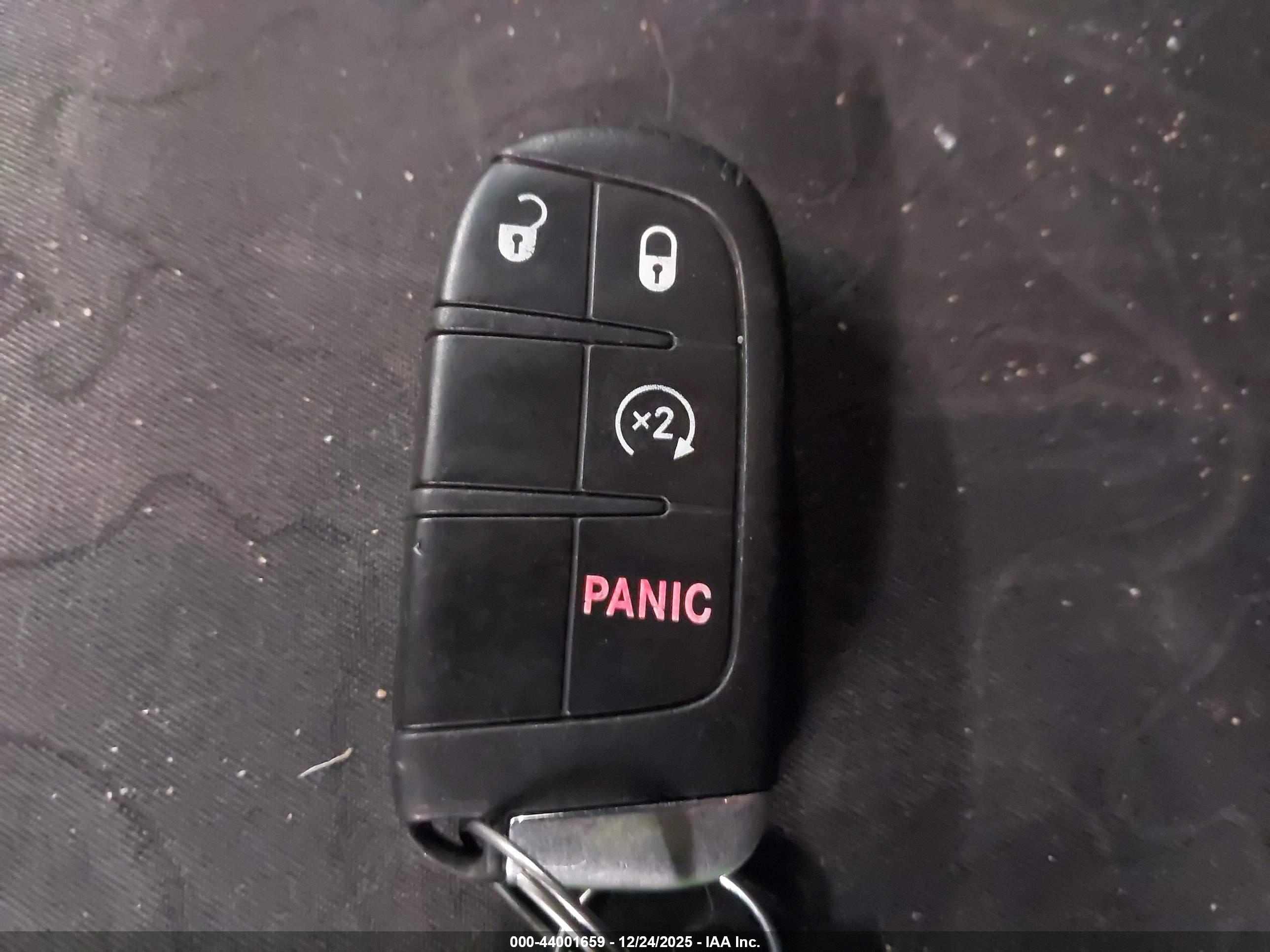 JEEP RENEGADE image 11