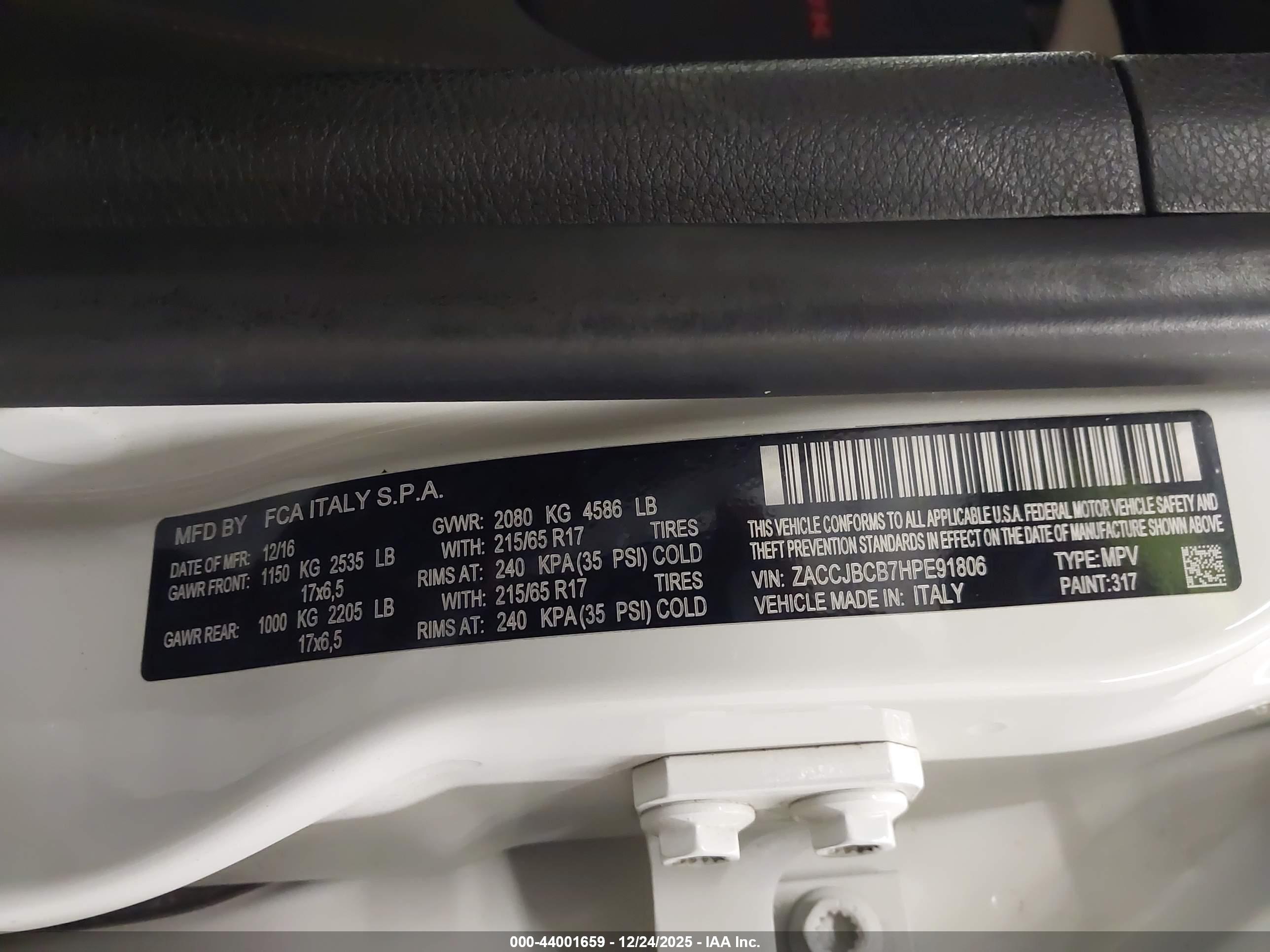 JEEP RENEGADE image 9