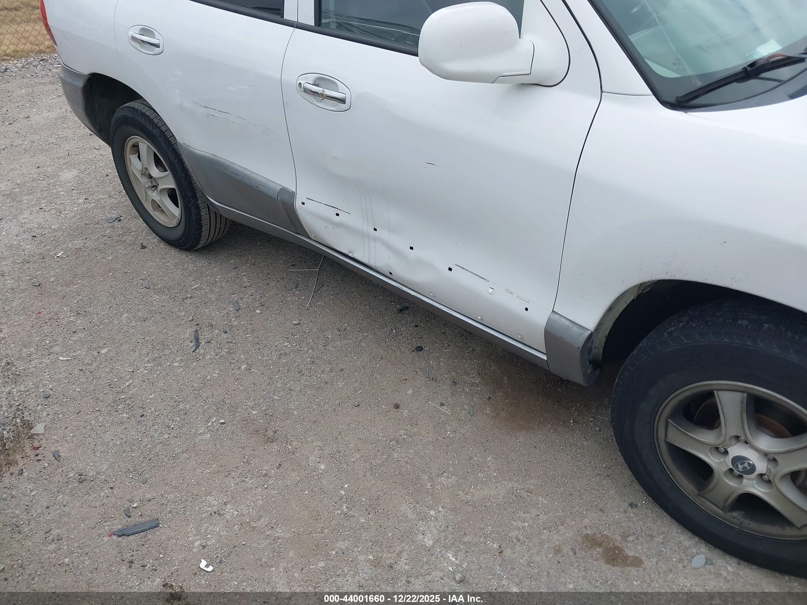 HYUNDAI SANTA image 6