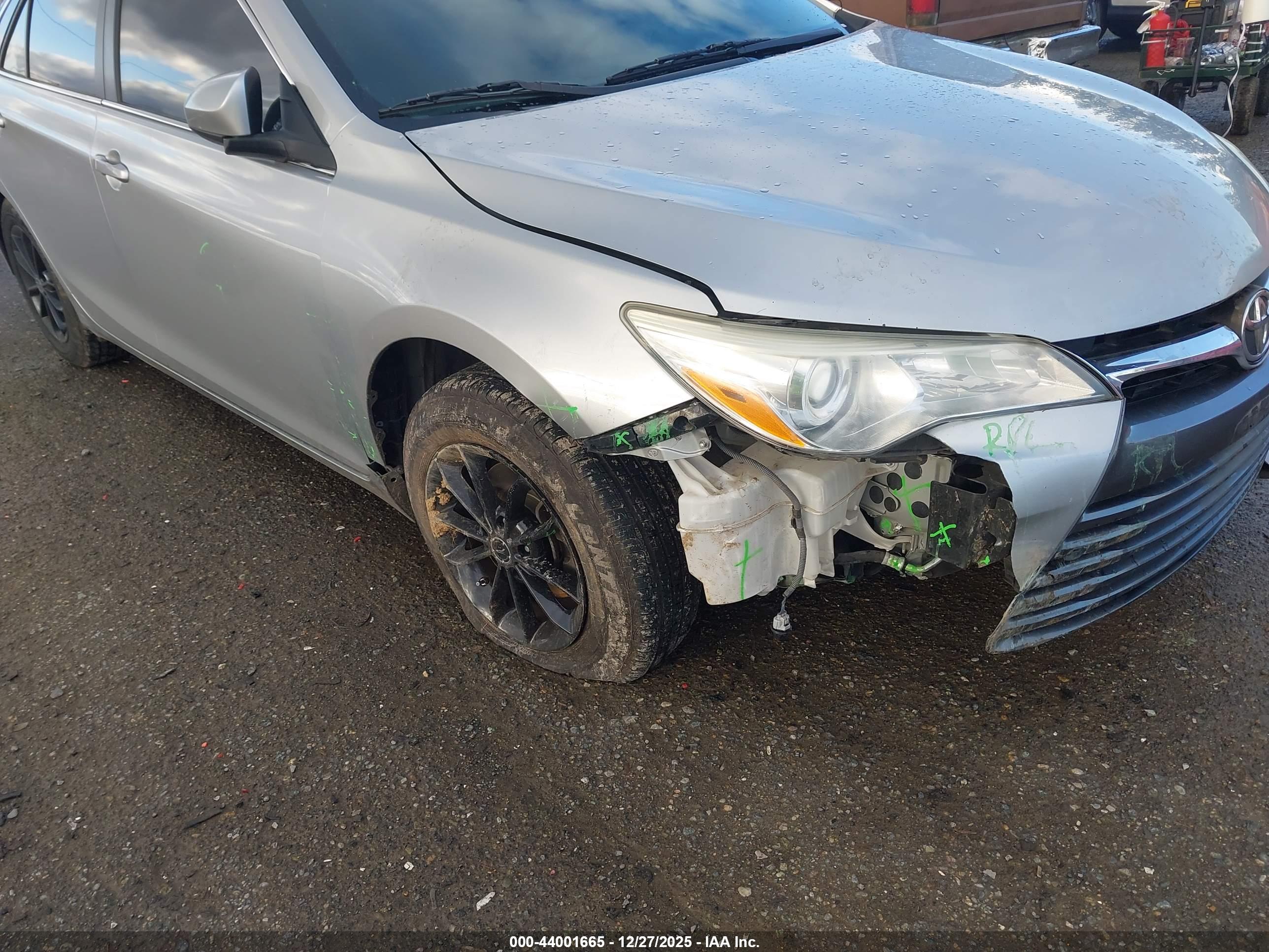 TOYOTA CAMRY image 6