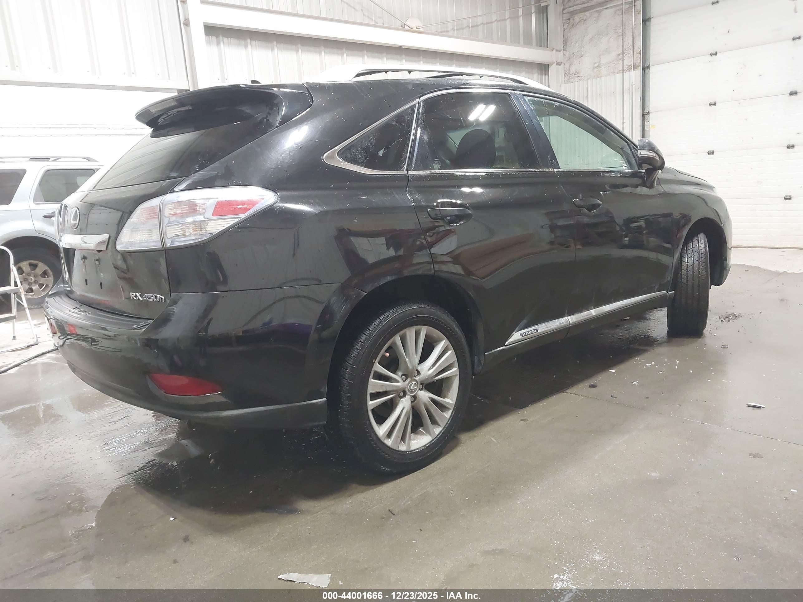 LEXUS RX image 4