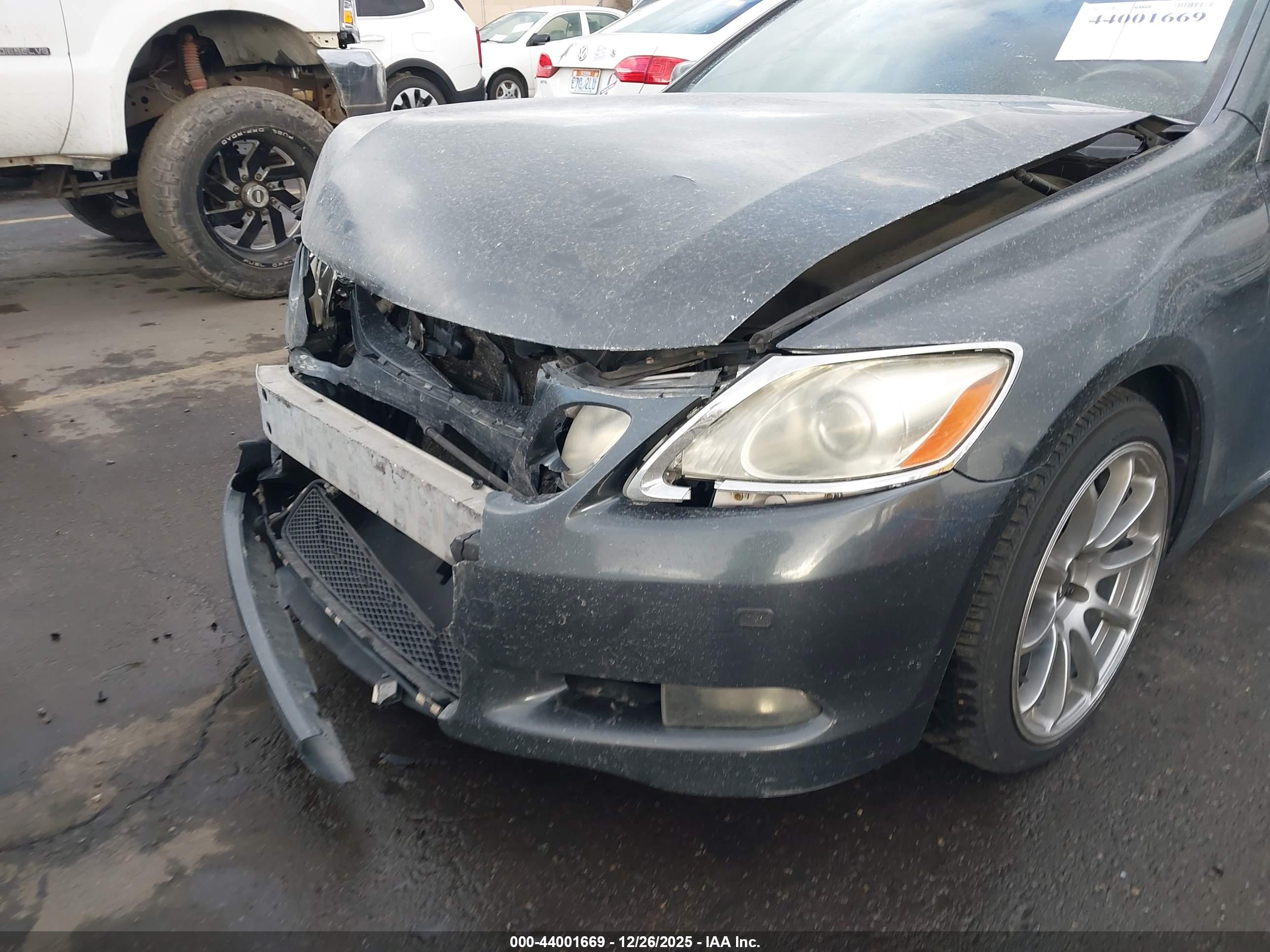 LEXUS GS image 6