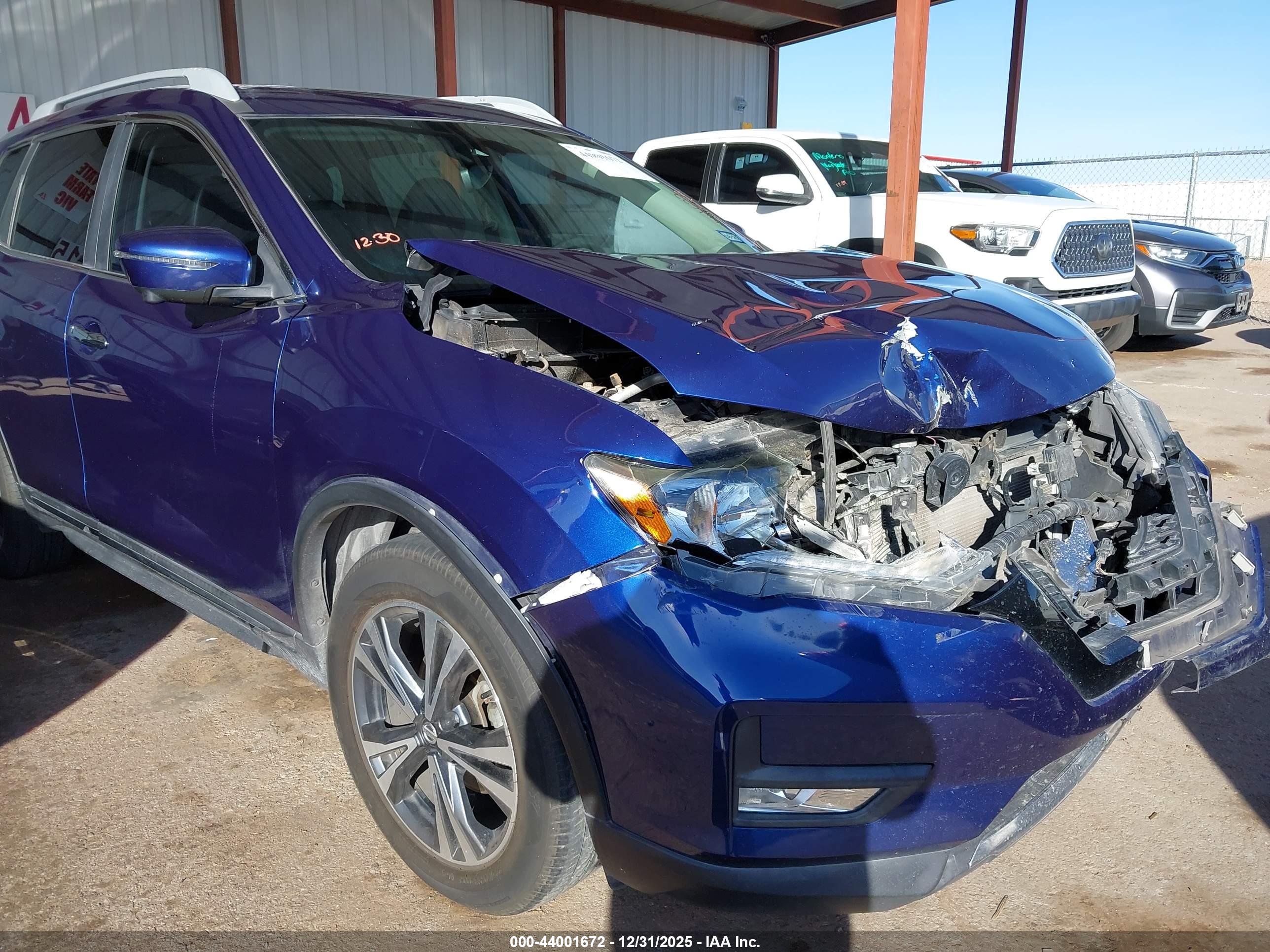 NISSAN ROGUE image 6