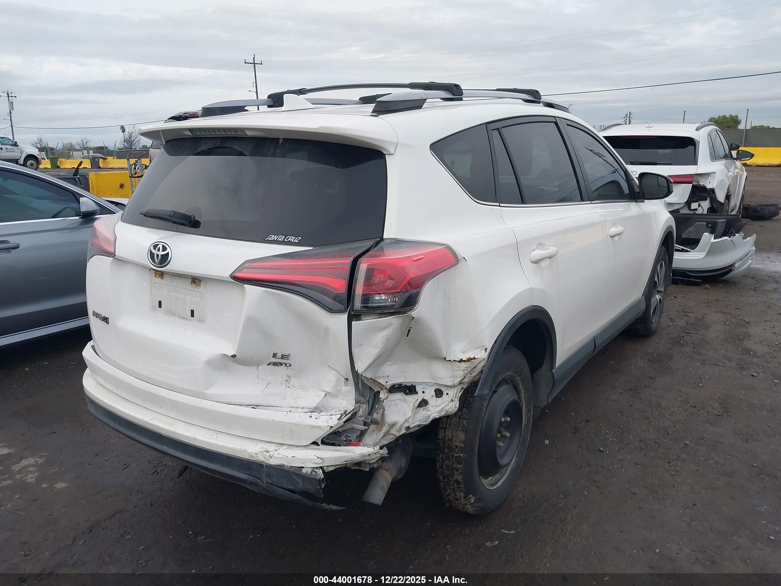 TOYOTA RAV4 image 6