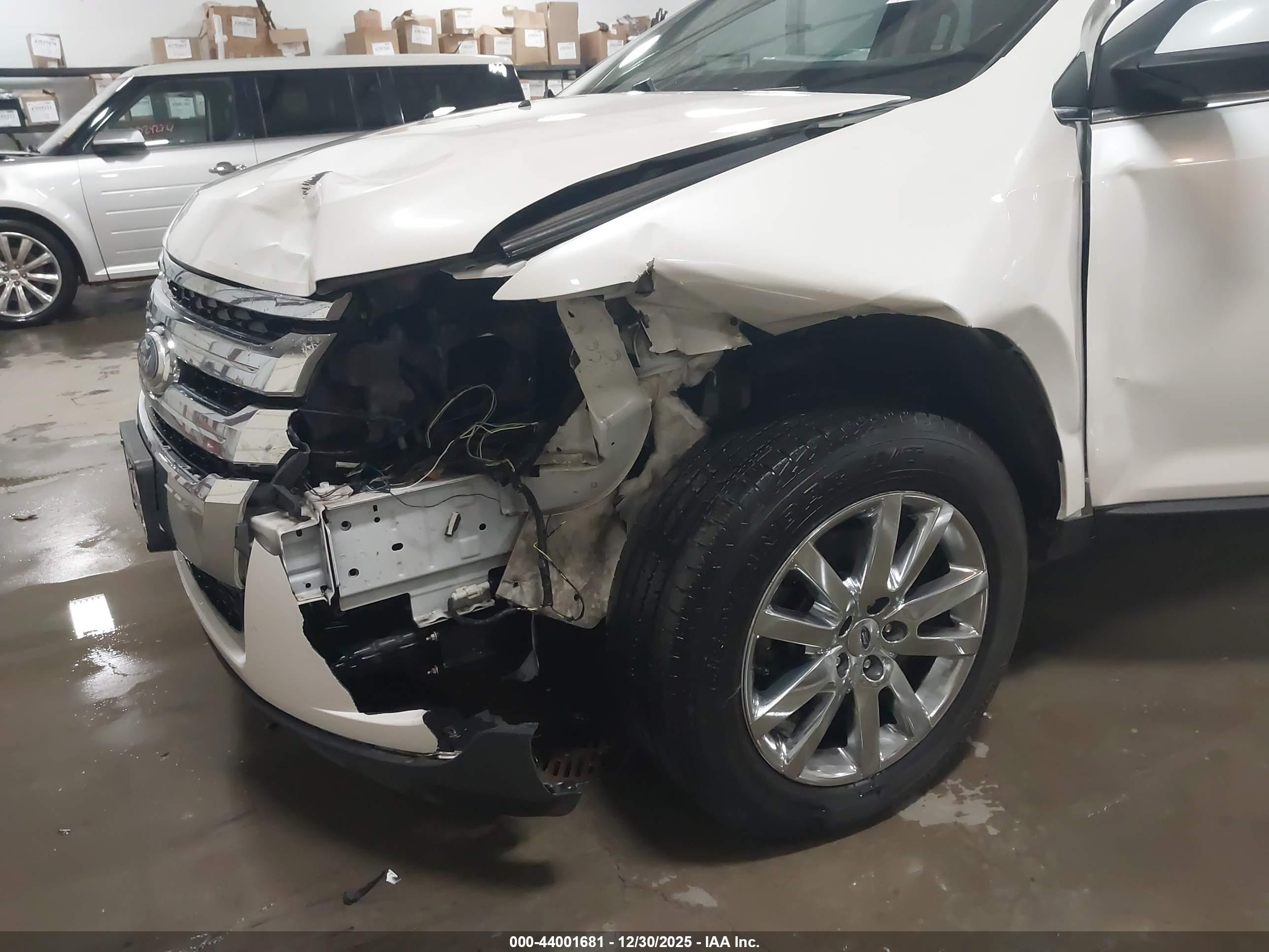 FORD EDGE image 6