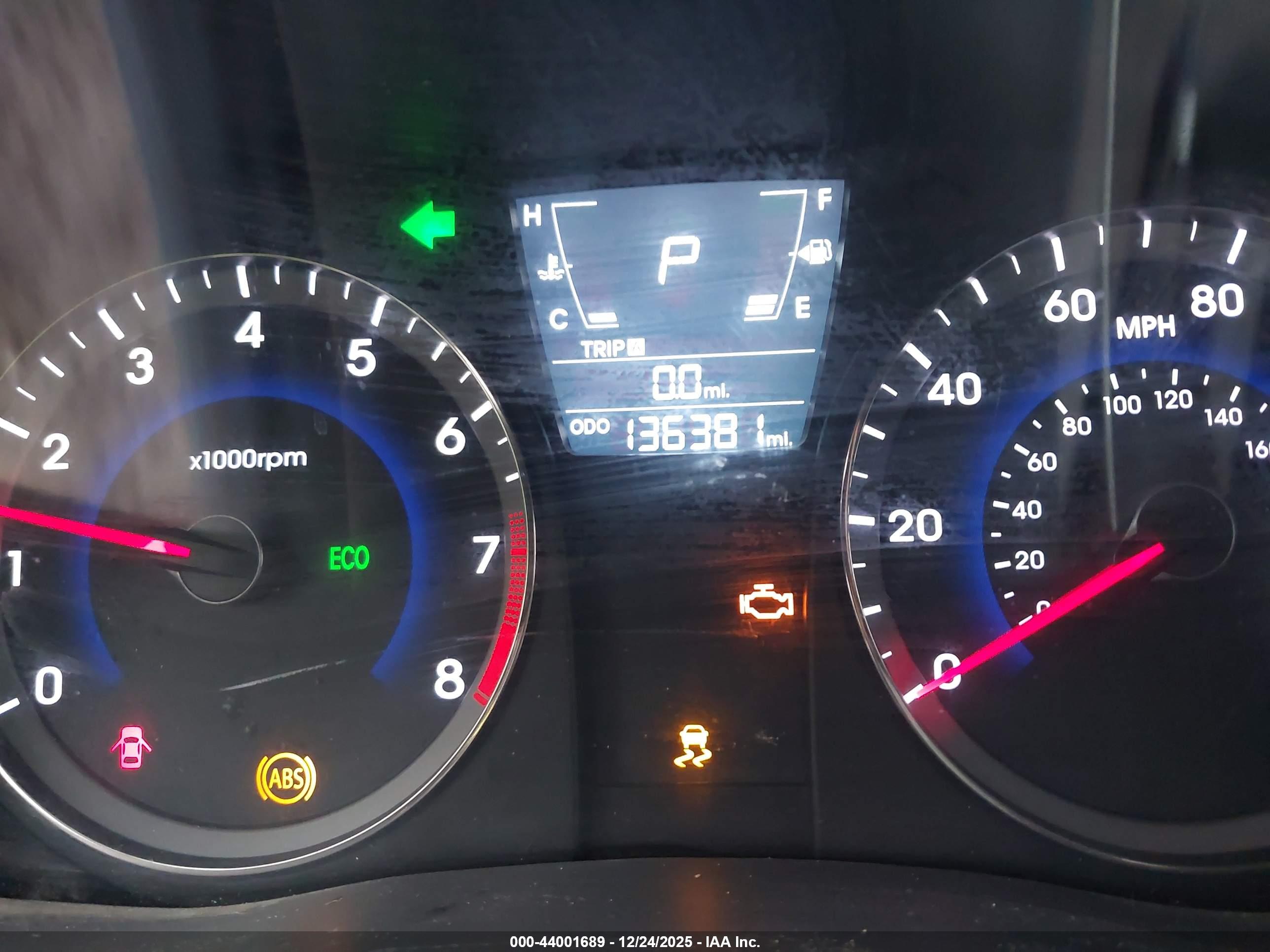 HYUNDAI ACCENT image 7
