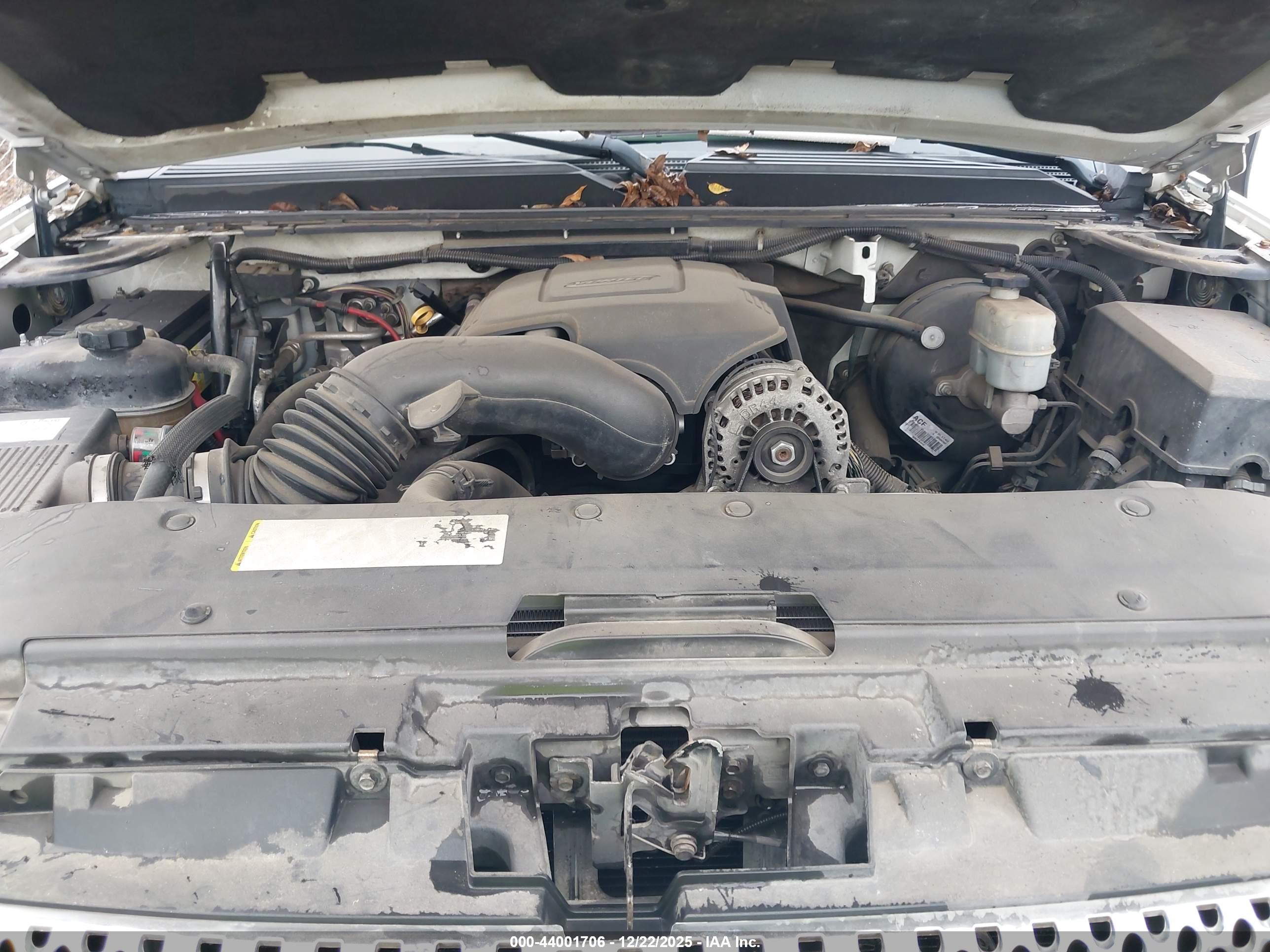GMC YUKON image 10