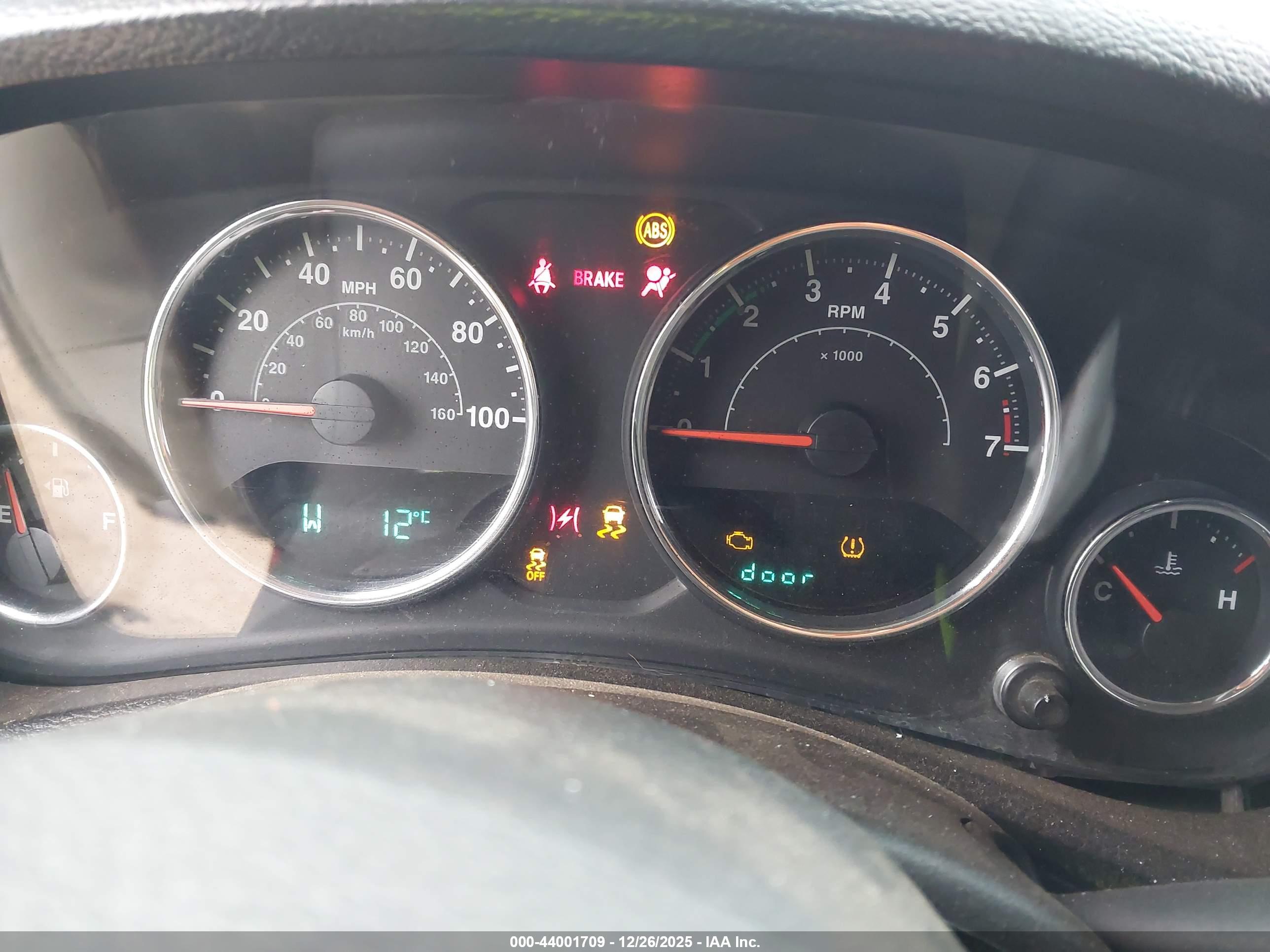 JEEP WRANGLER image 7