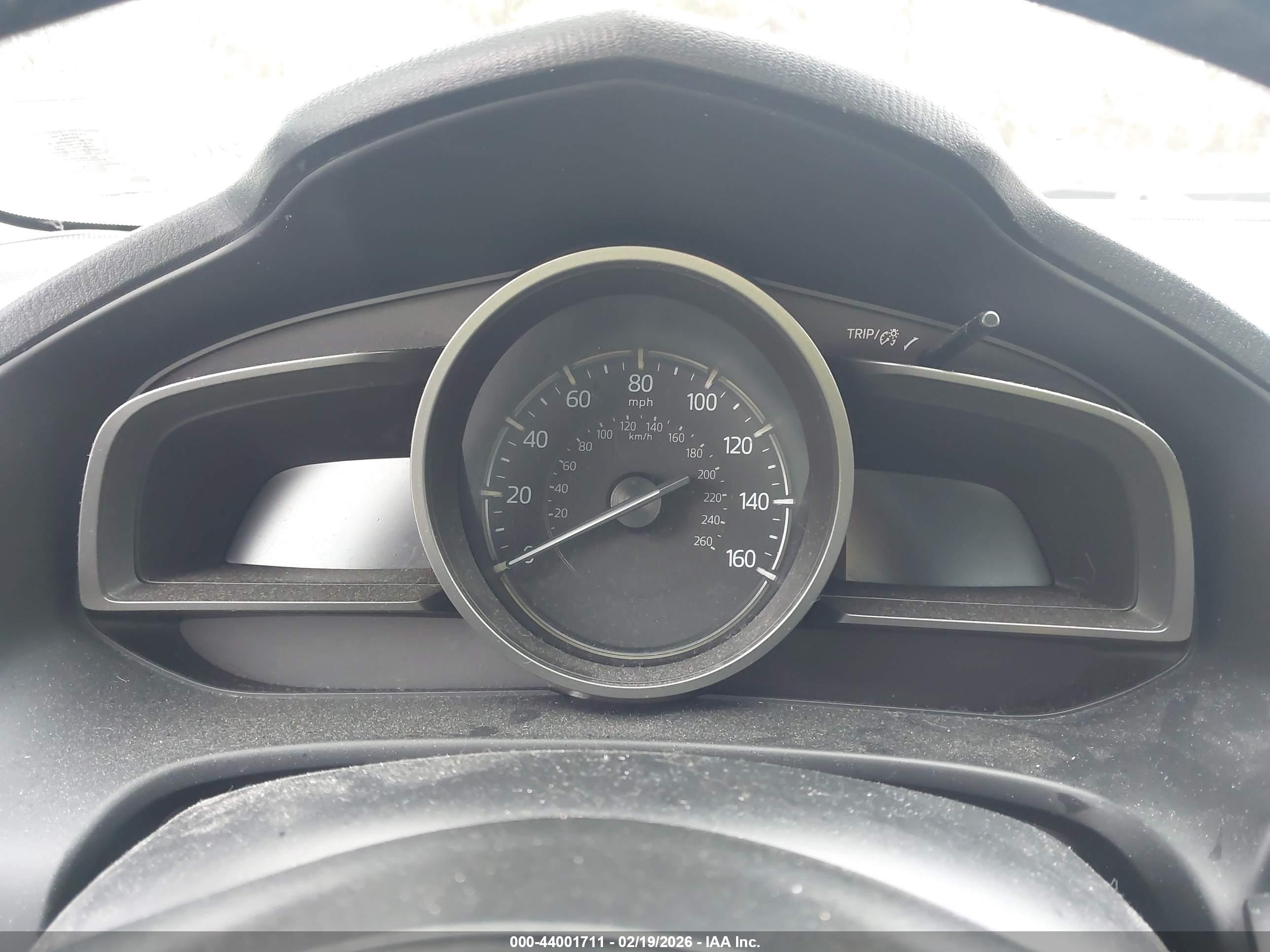 MAZDA MAZDA3 image 7