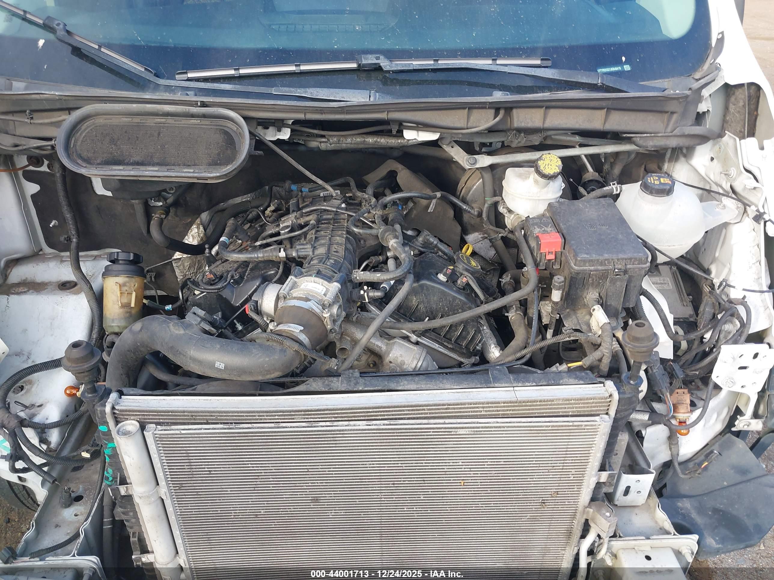 FORD TRANSIT-250 image 10