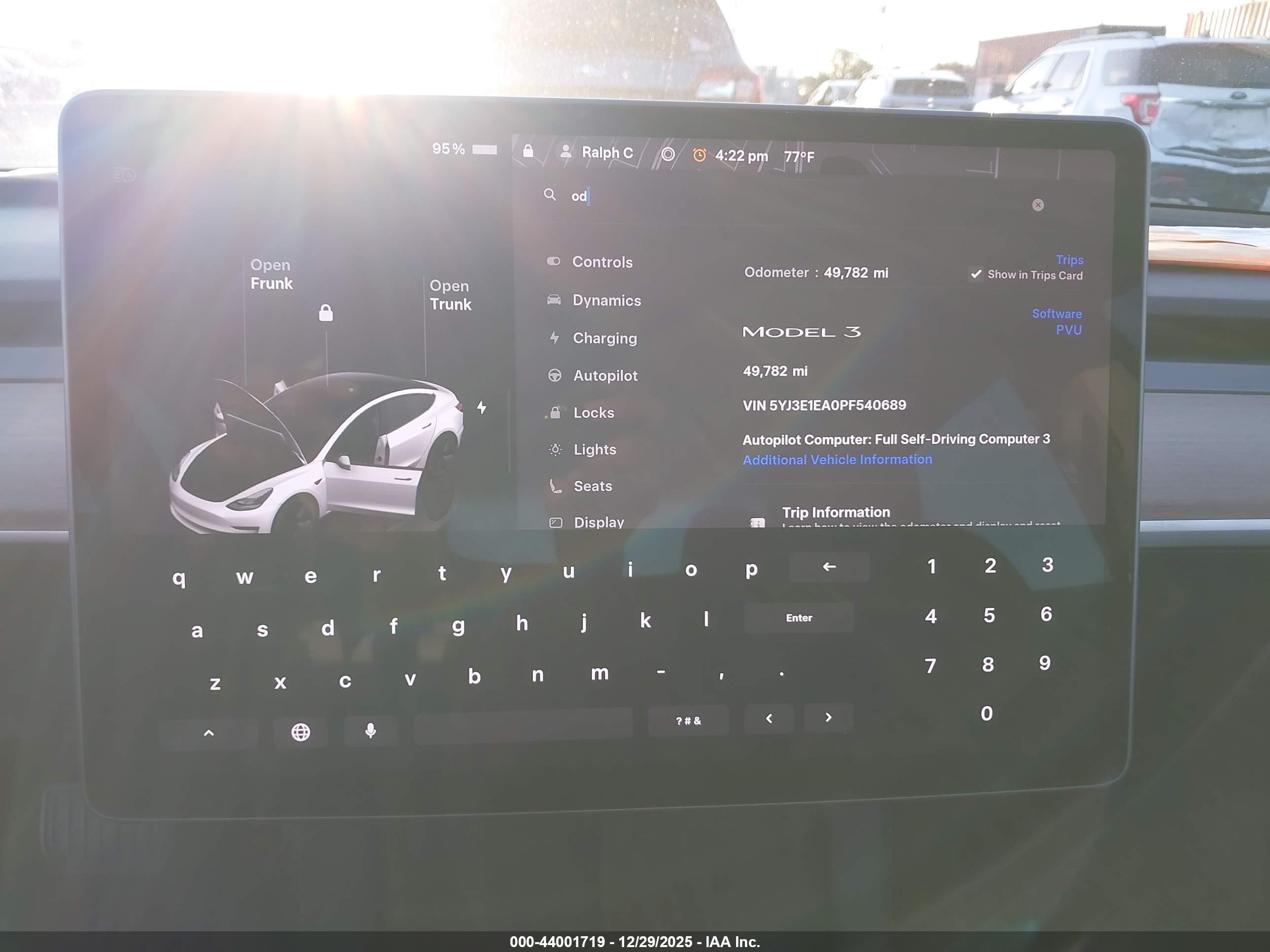 TESLA MODEL image 7