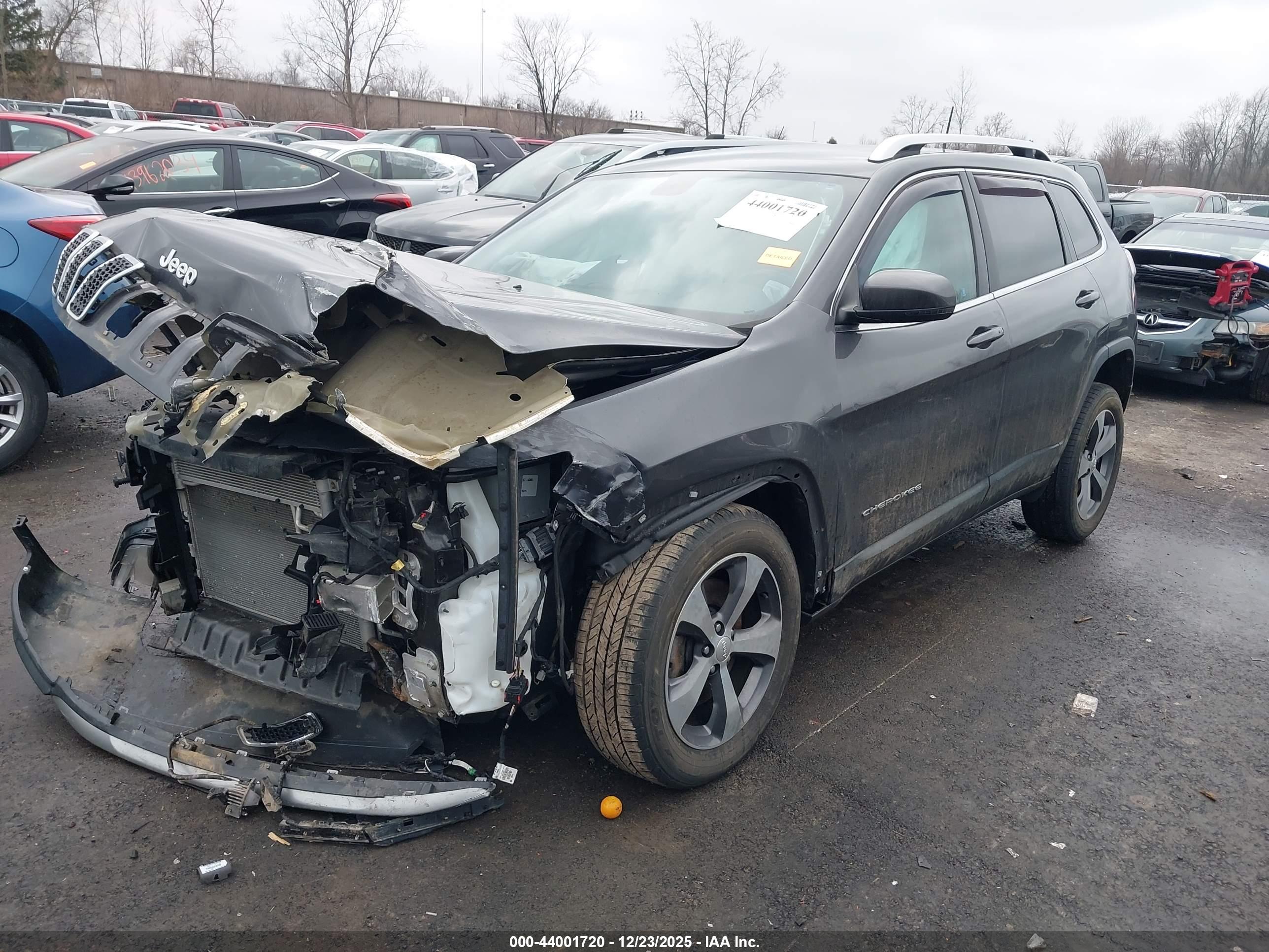 JEEP CHEROKEE image 2