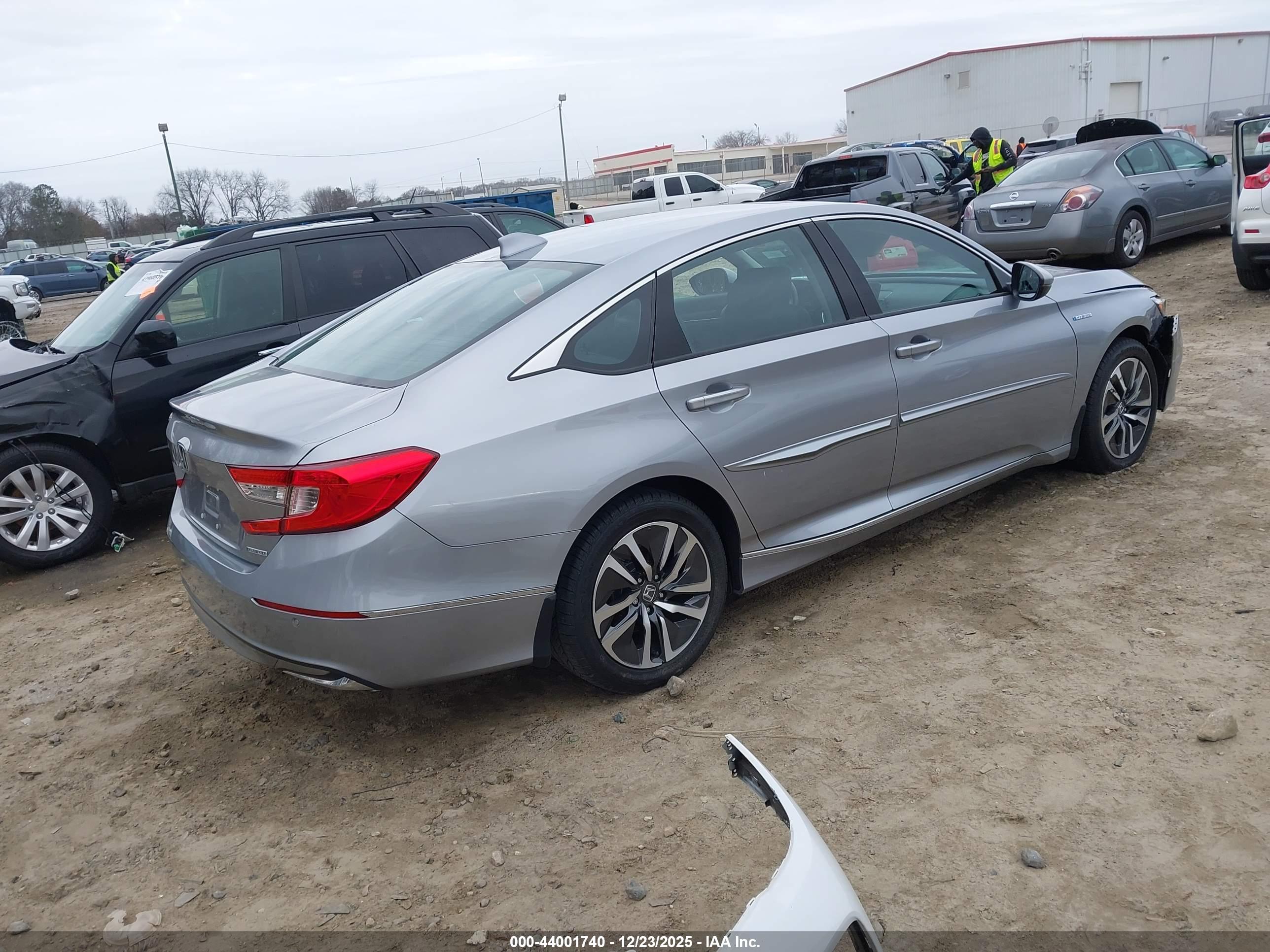 HONDA ACCORD image 4