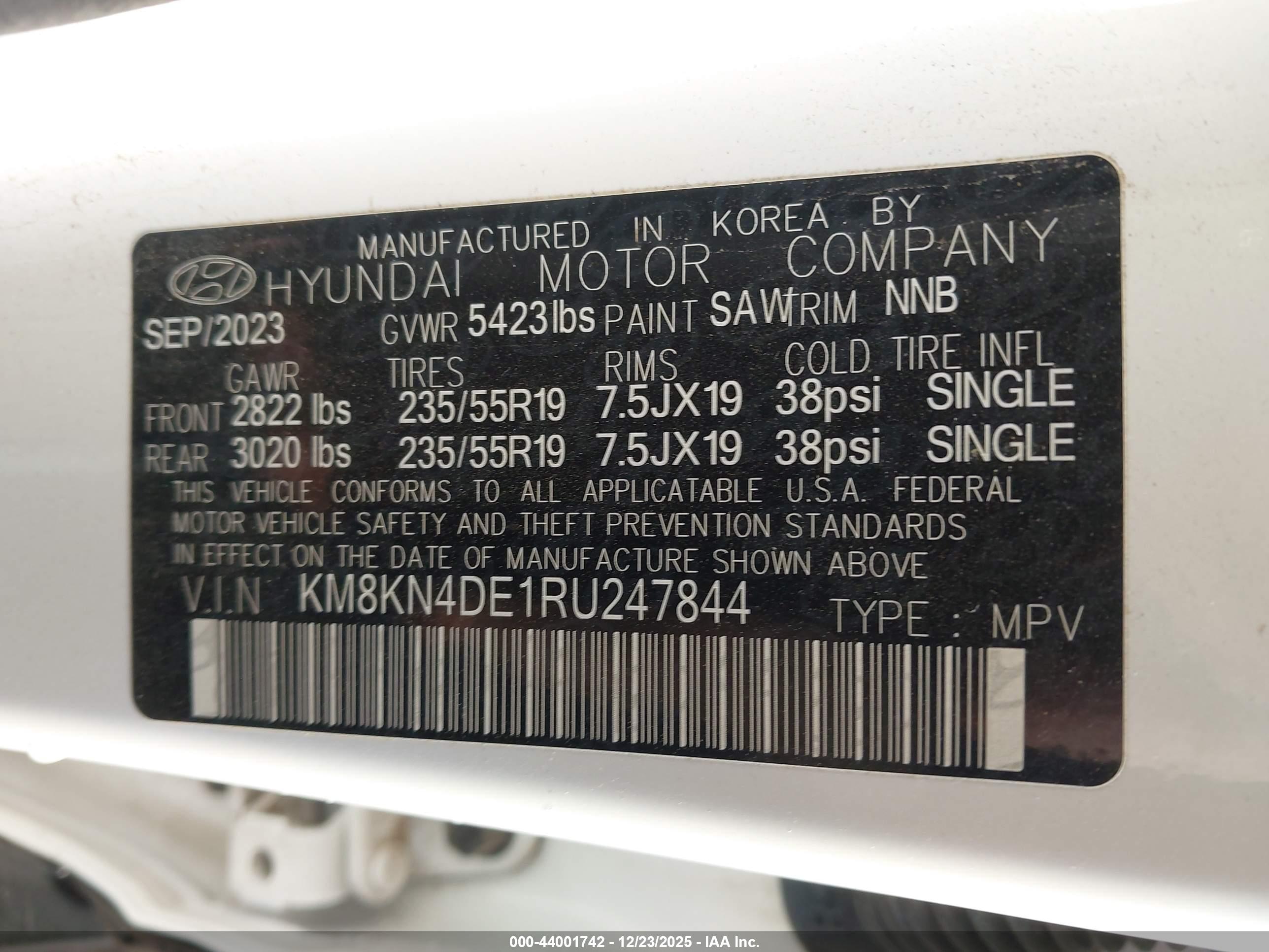 HYUNDAI IONIQ image 9