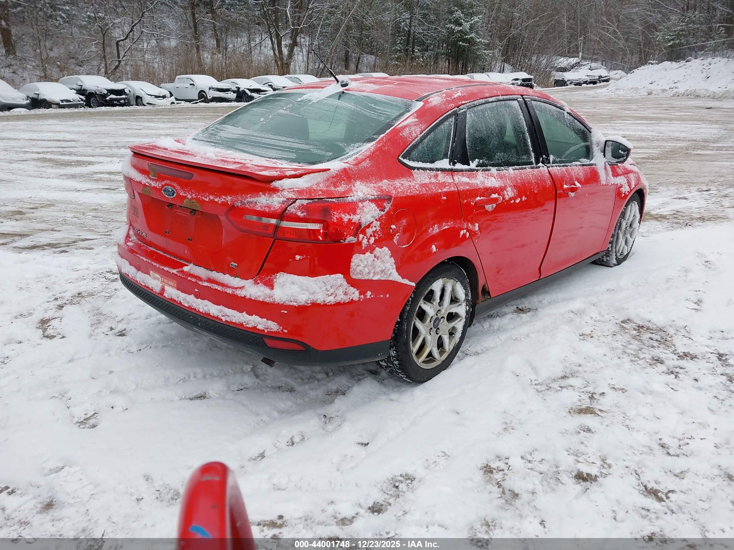 FORD FOCUS image 4