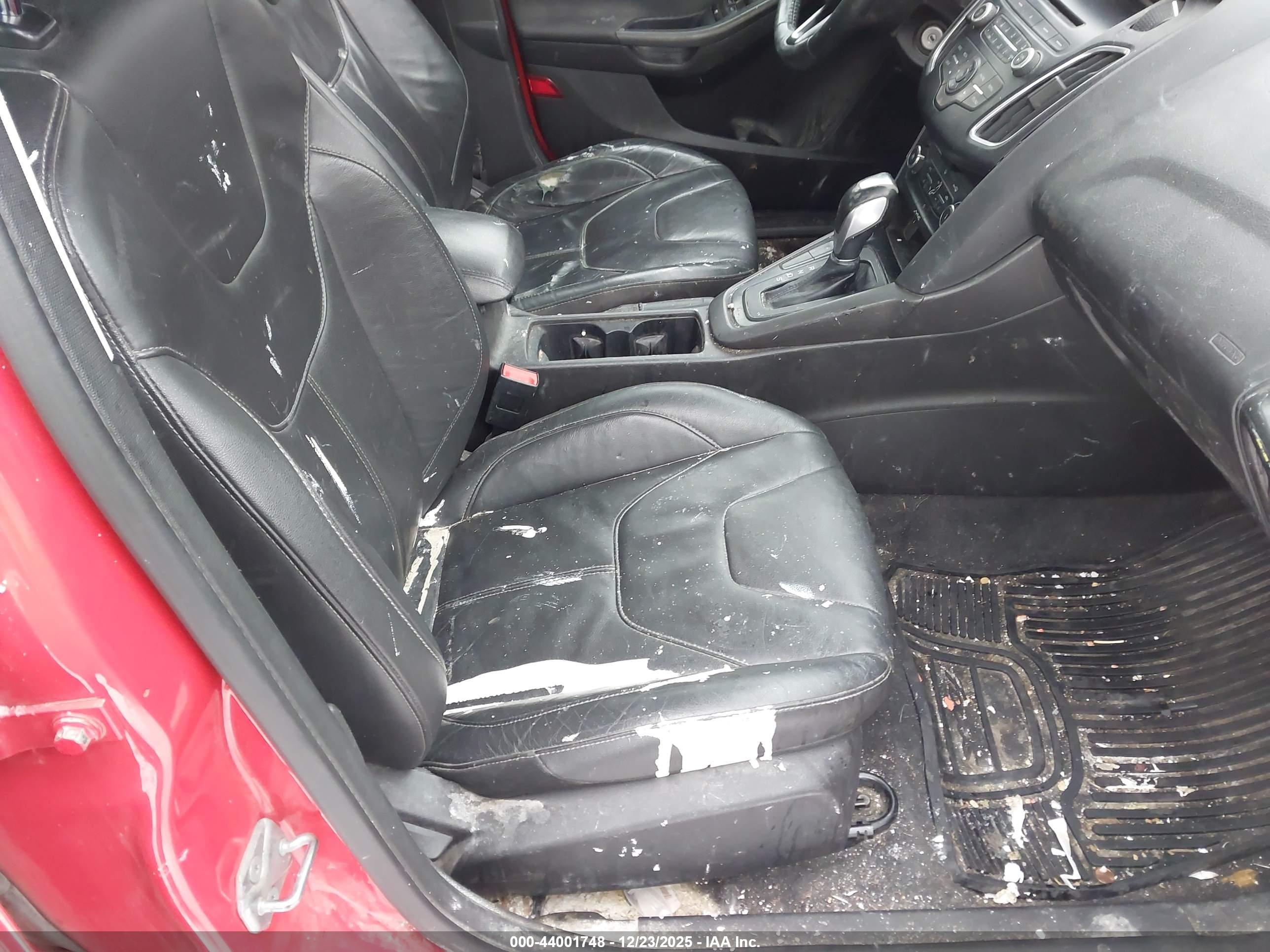 FORD FOCUS image 5
