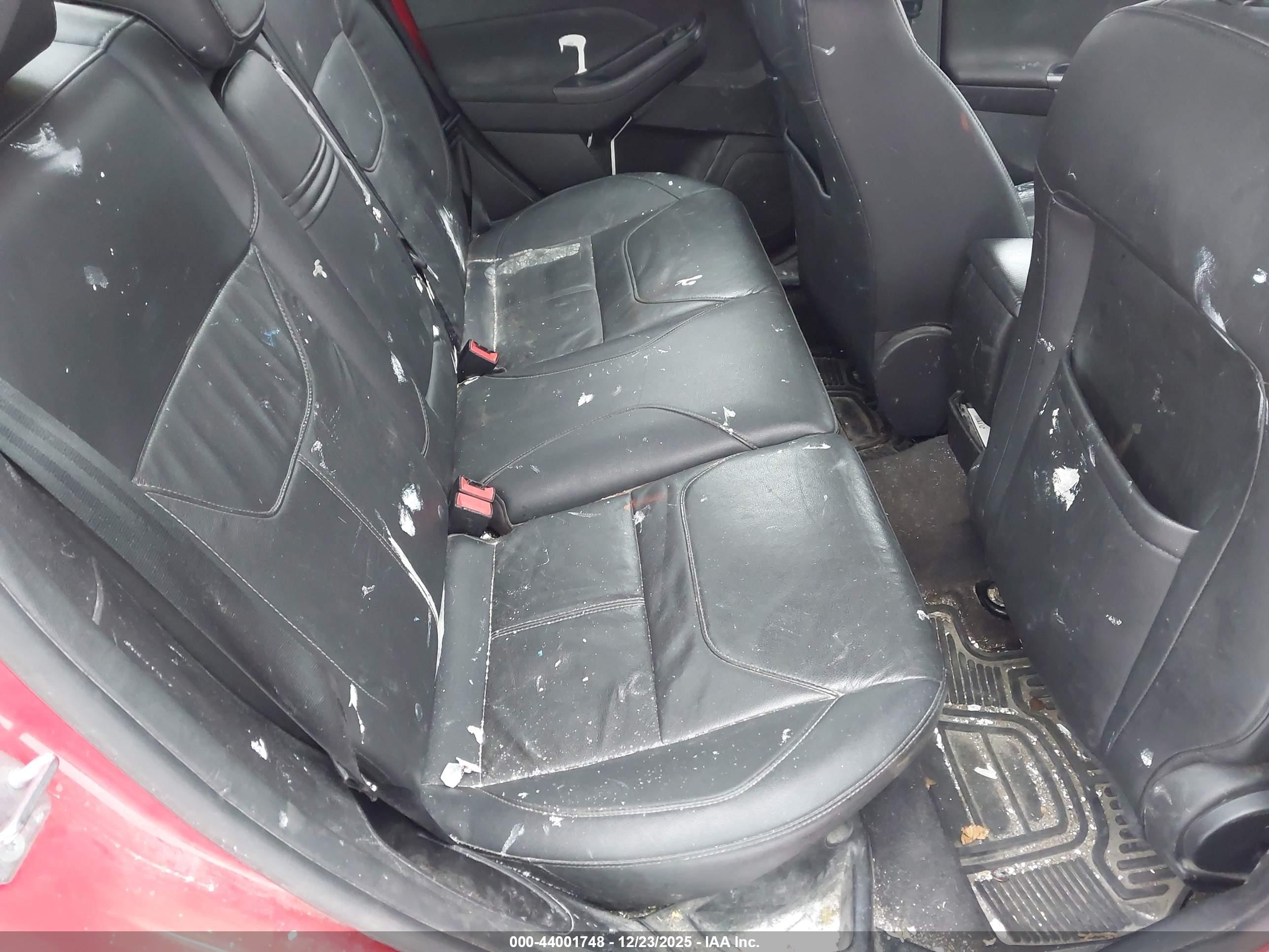 FORD FOCUS image 8