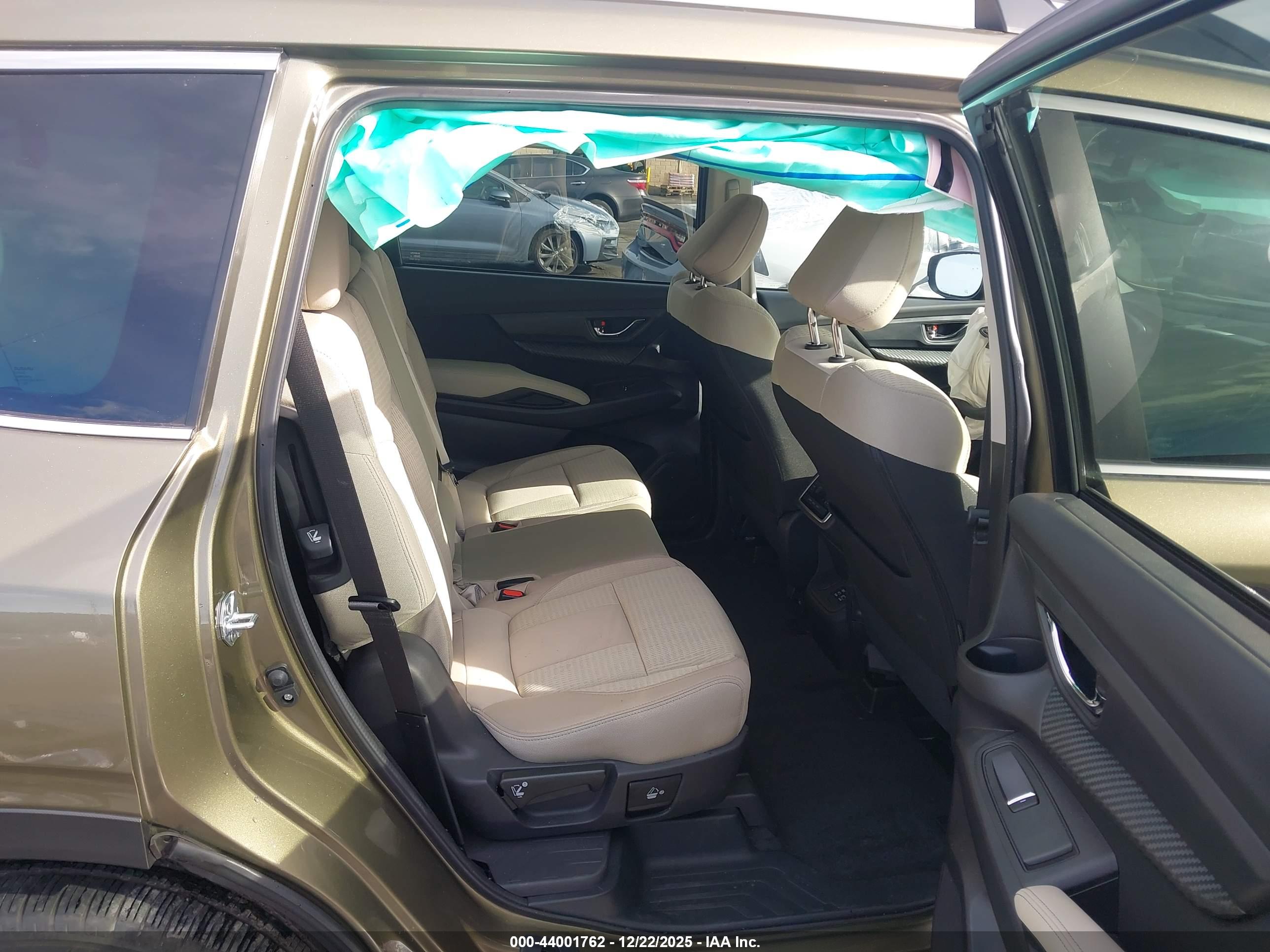 SUBARU ASCENT image 8
