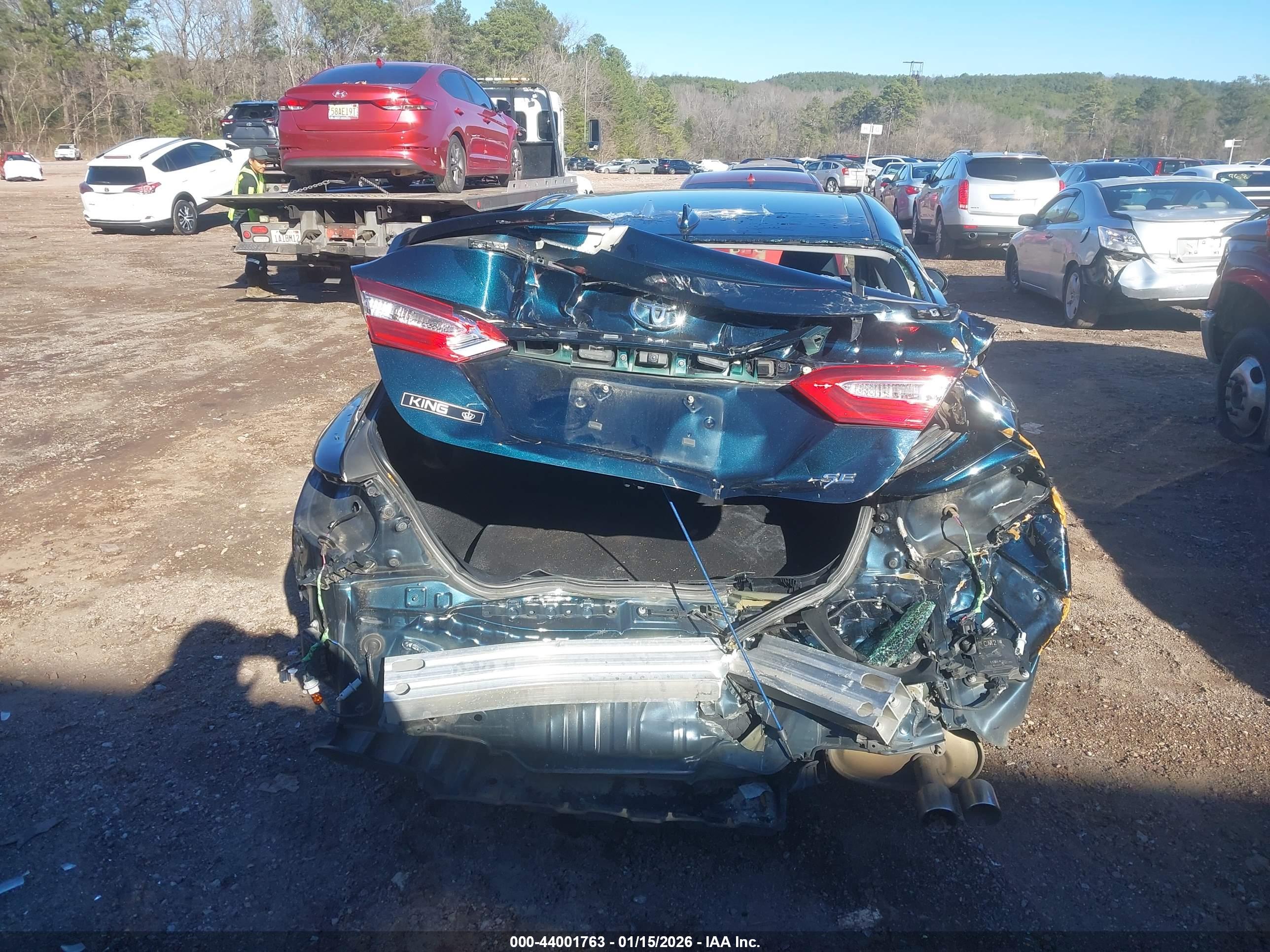 TOYOTA CAMRY image 6
