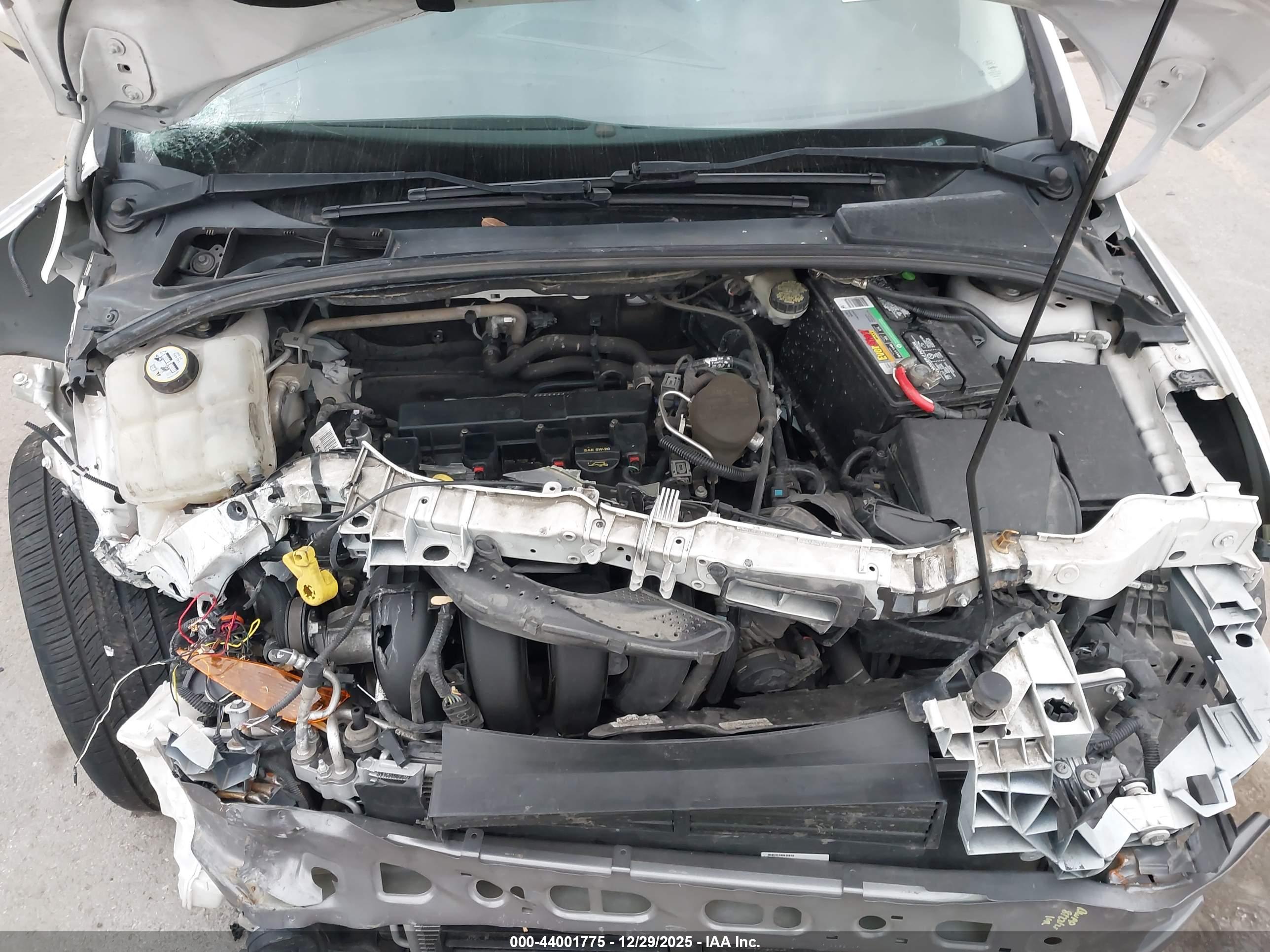 FORD FOCUS image 10