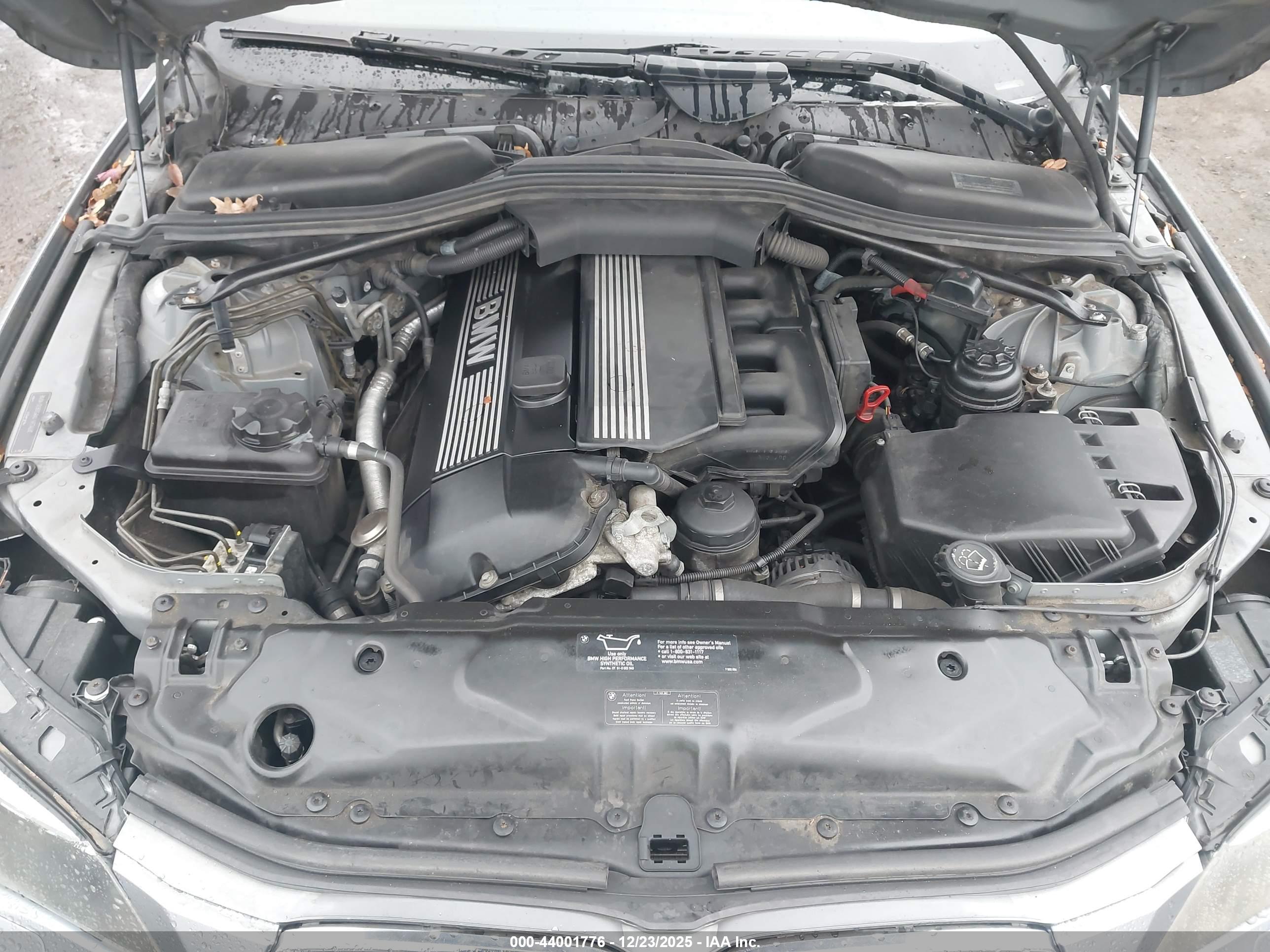 BMW 525I image 10