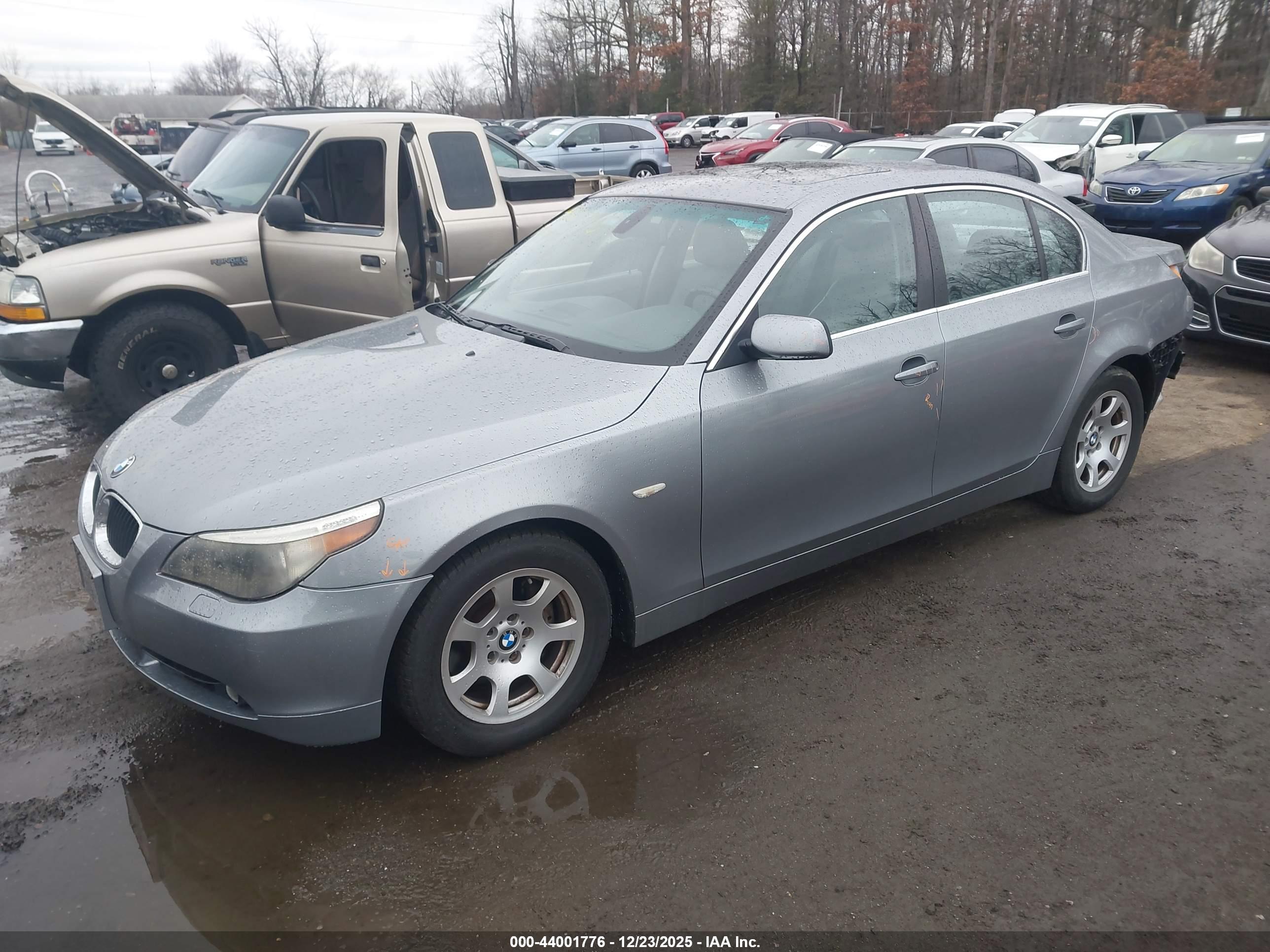 BMW 525I image 2