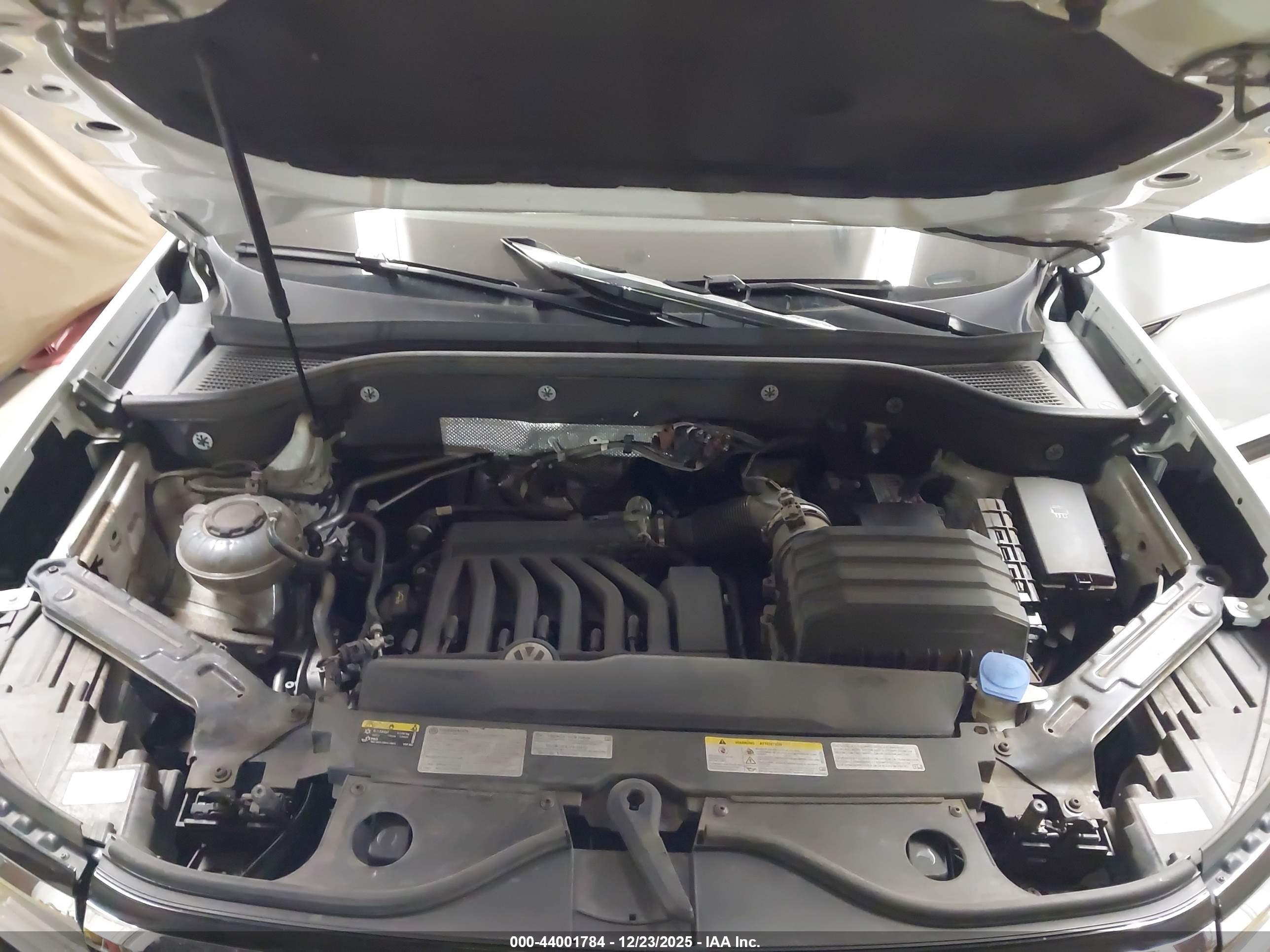 VOLKSWAGEN ATLAS image 10