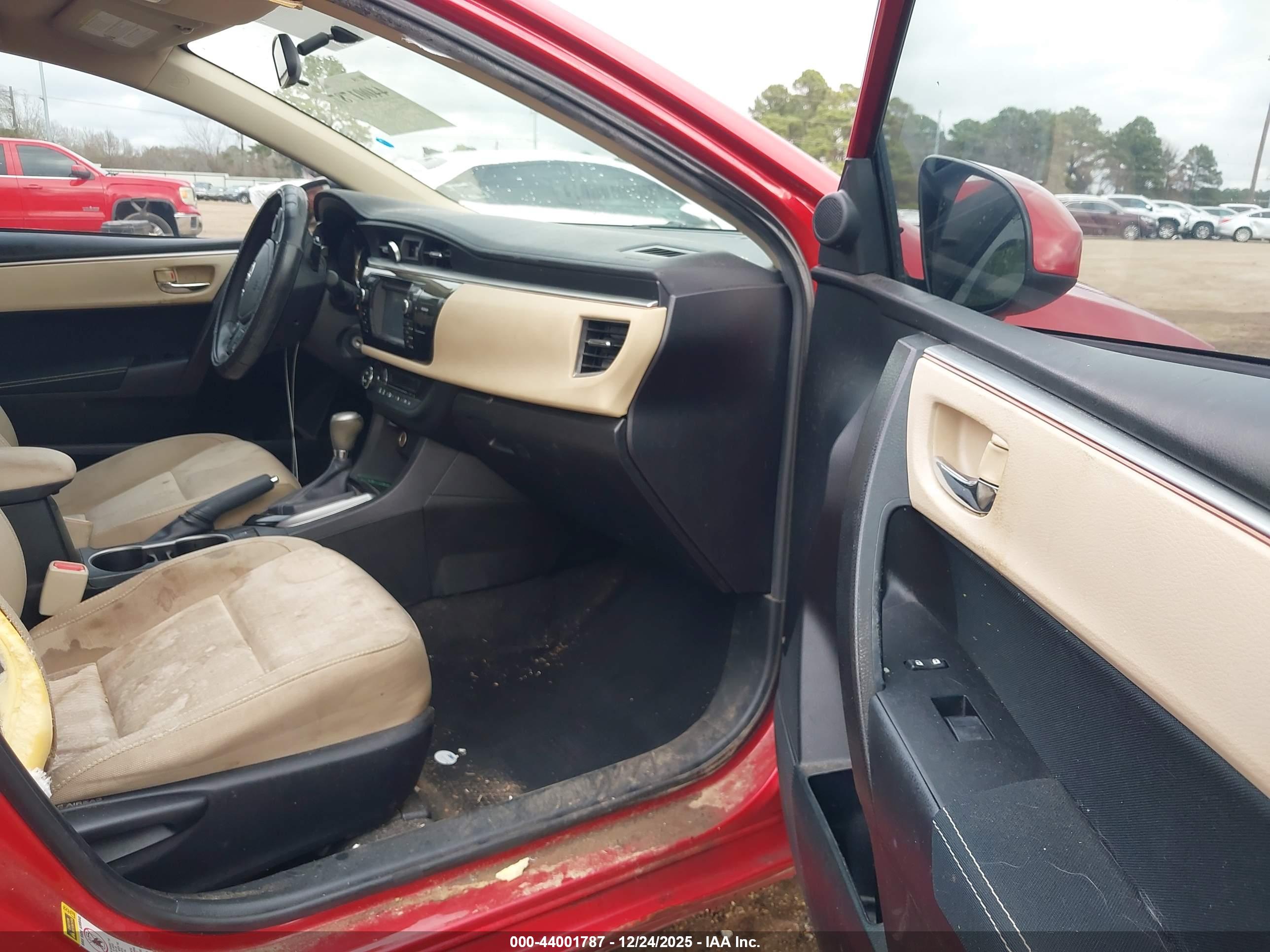 TOYOTA COROLLA image 5
