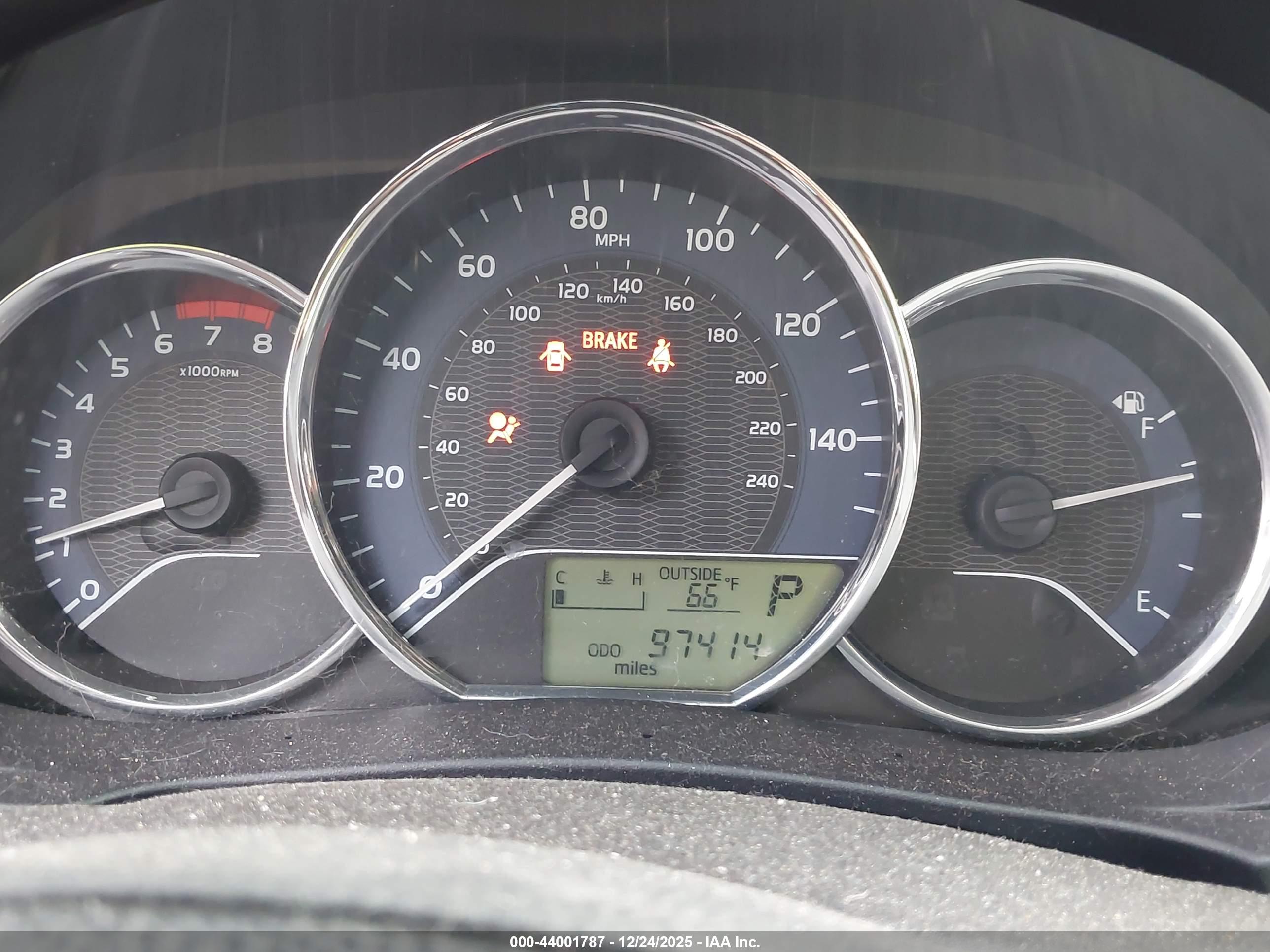 TOYOTA COROLLA image 7