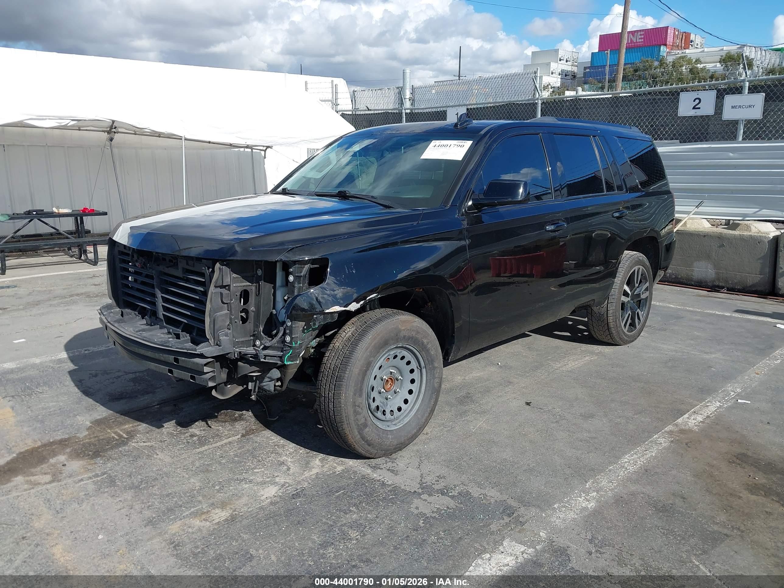 CHEVROLET TAHOE image 2
