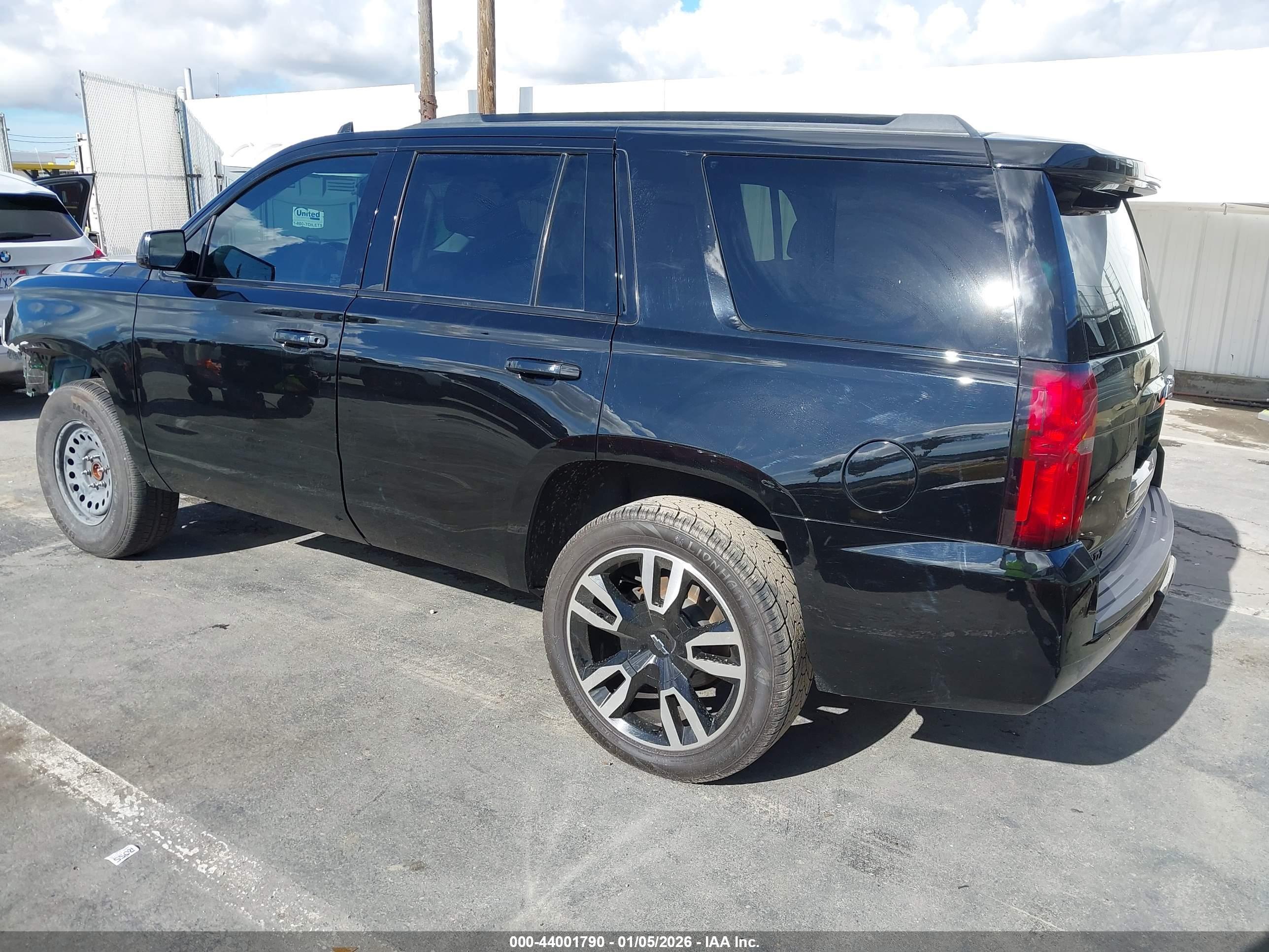 CHEVROLET TAHOE image 3